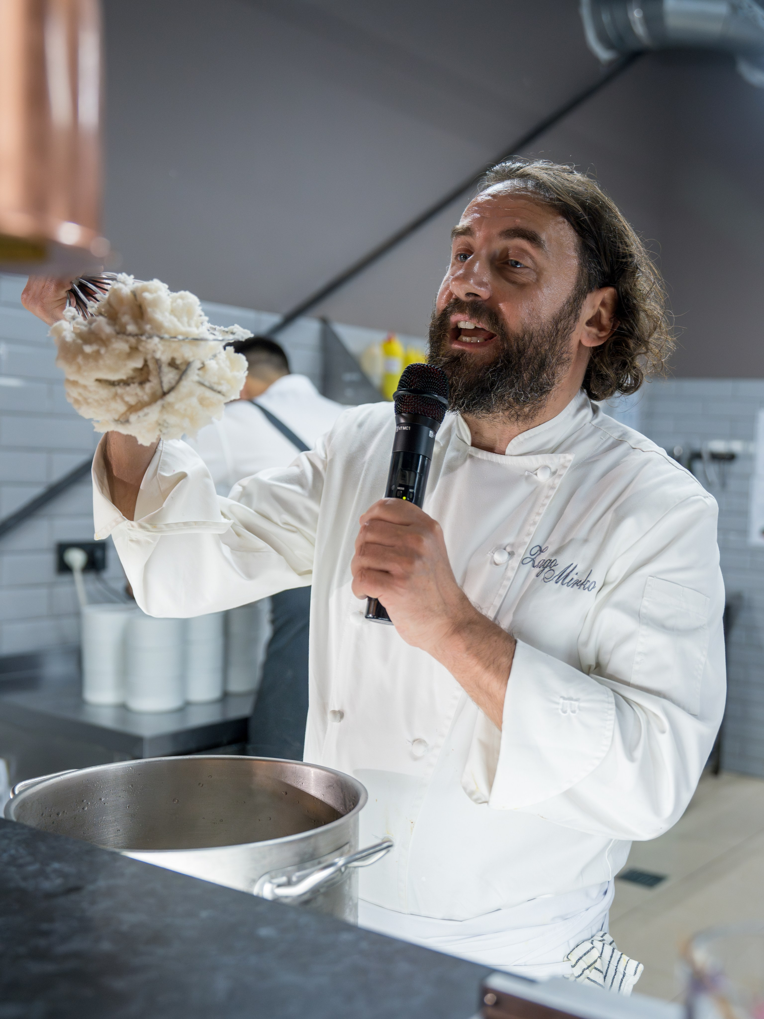 Гастрономический ужин «Лесная Италия» с Мирко Дзаго в ресторане RiverSide. Репортажный фотограф в Красной Поляне и Сочи Павлюченко Екатерина