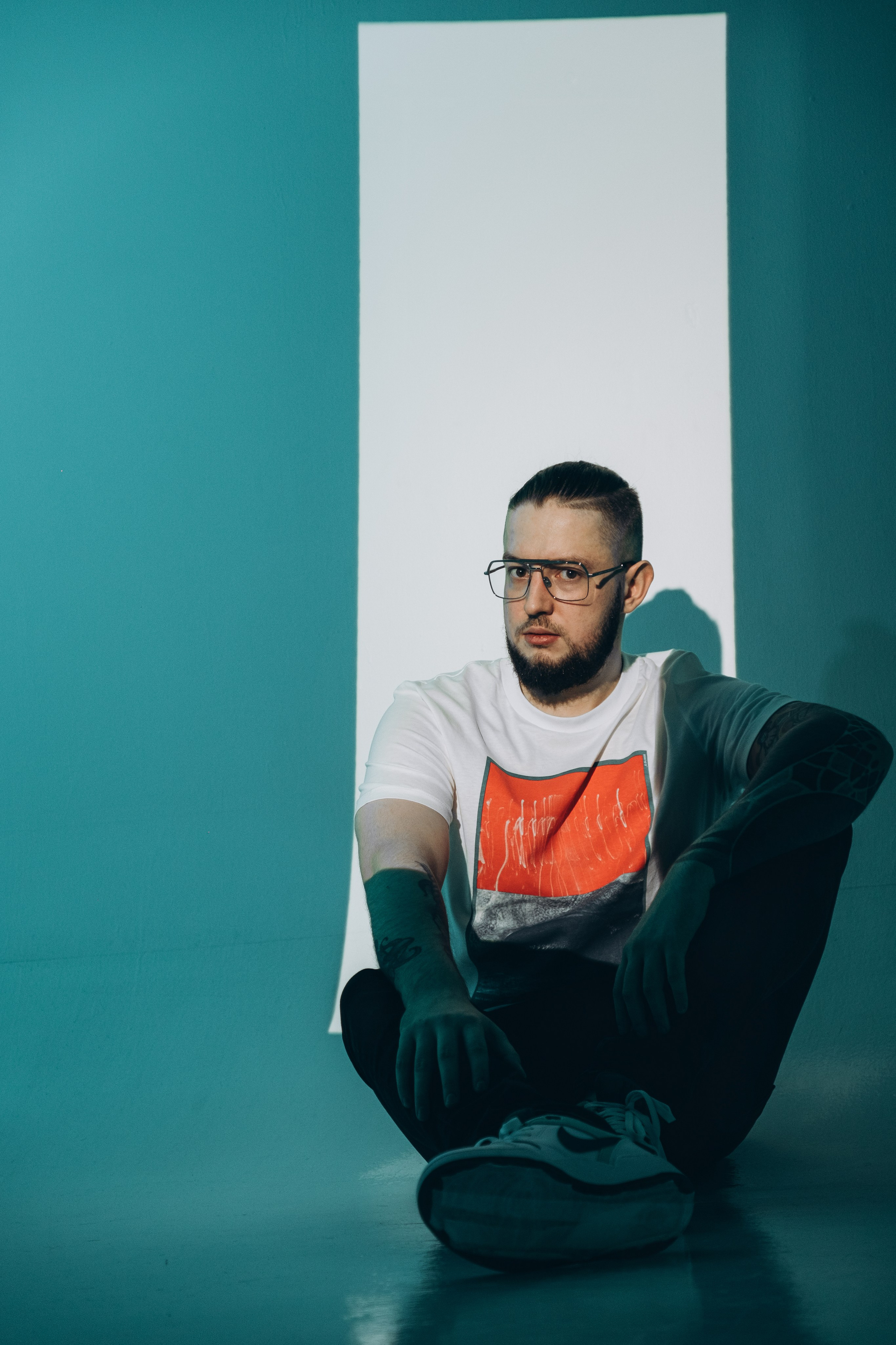 Студийная с цветным светом. Фотограф в Иркутске Анна Мирошникова