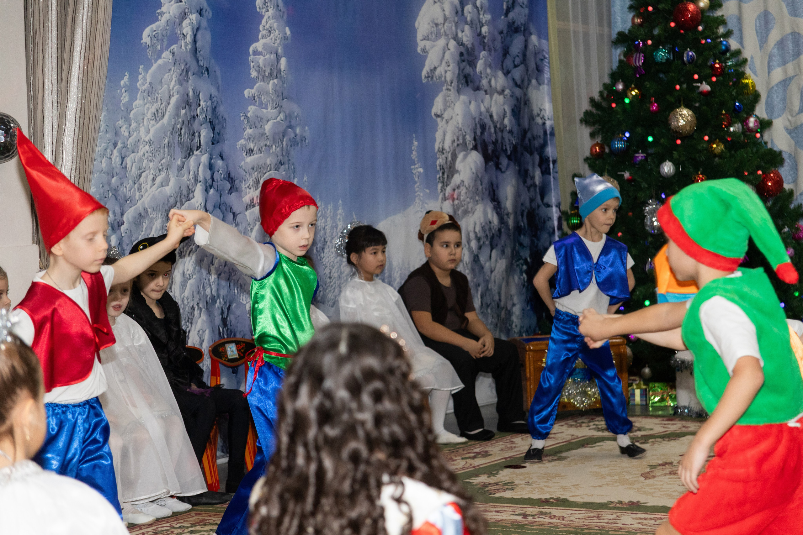 Новогодний утренник подготовительной группы. Индивидуальный и свадебный фотограф в Москве, Электростали и Туле Кадейкина Екатерина