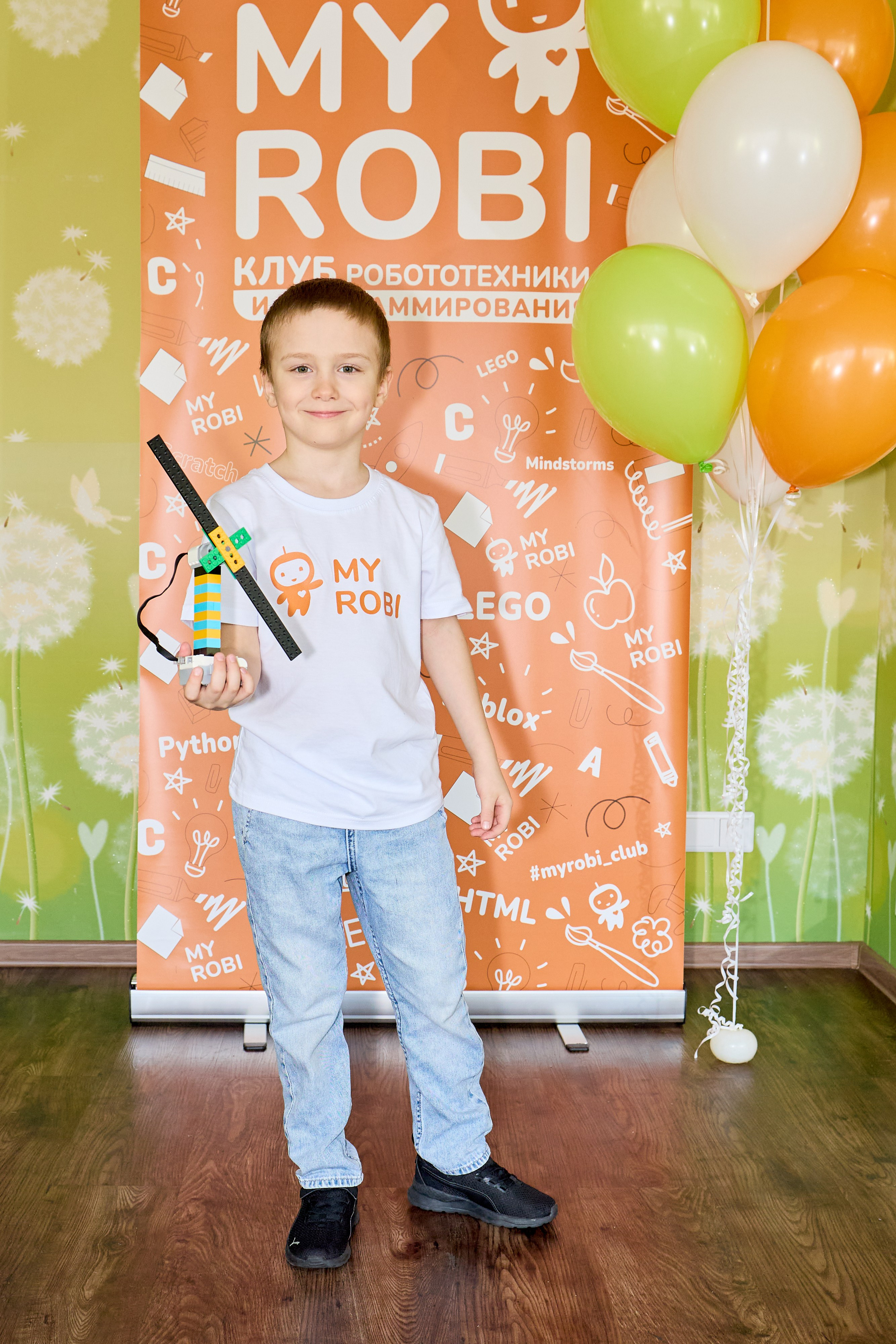 Клуб робототехники и программирования. Фотограф Настя Че