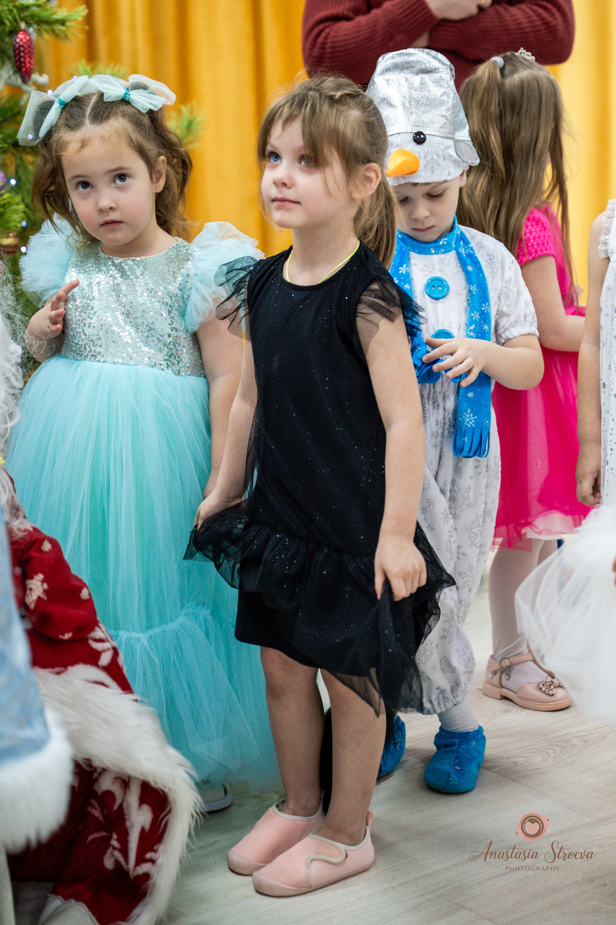 Новый год в танцах. Семейный и детский фотограф в Королеве, Москве и Московской области Строева Анастасия