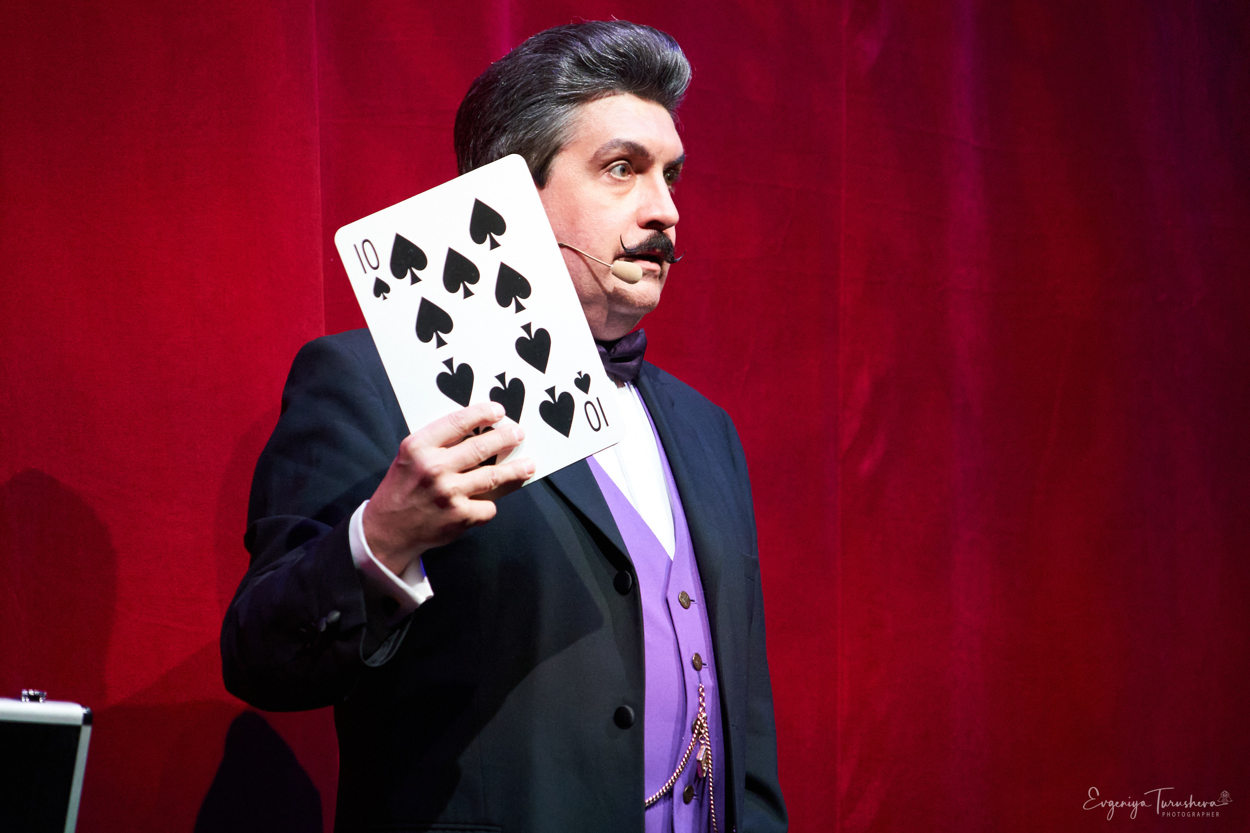 Лига Волшебников объединила лучших представителей иллюзионного жанра. Фотограф Евгения Турушева