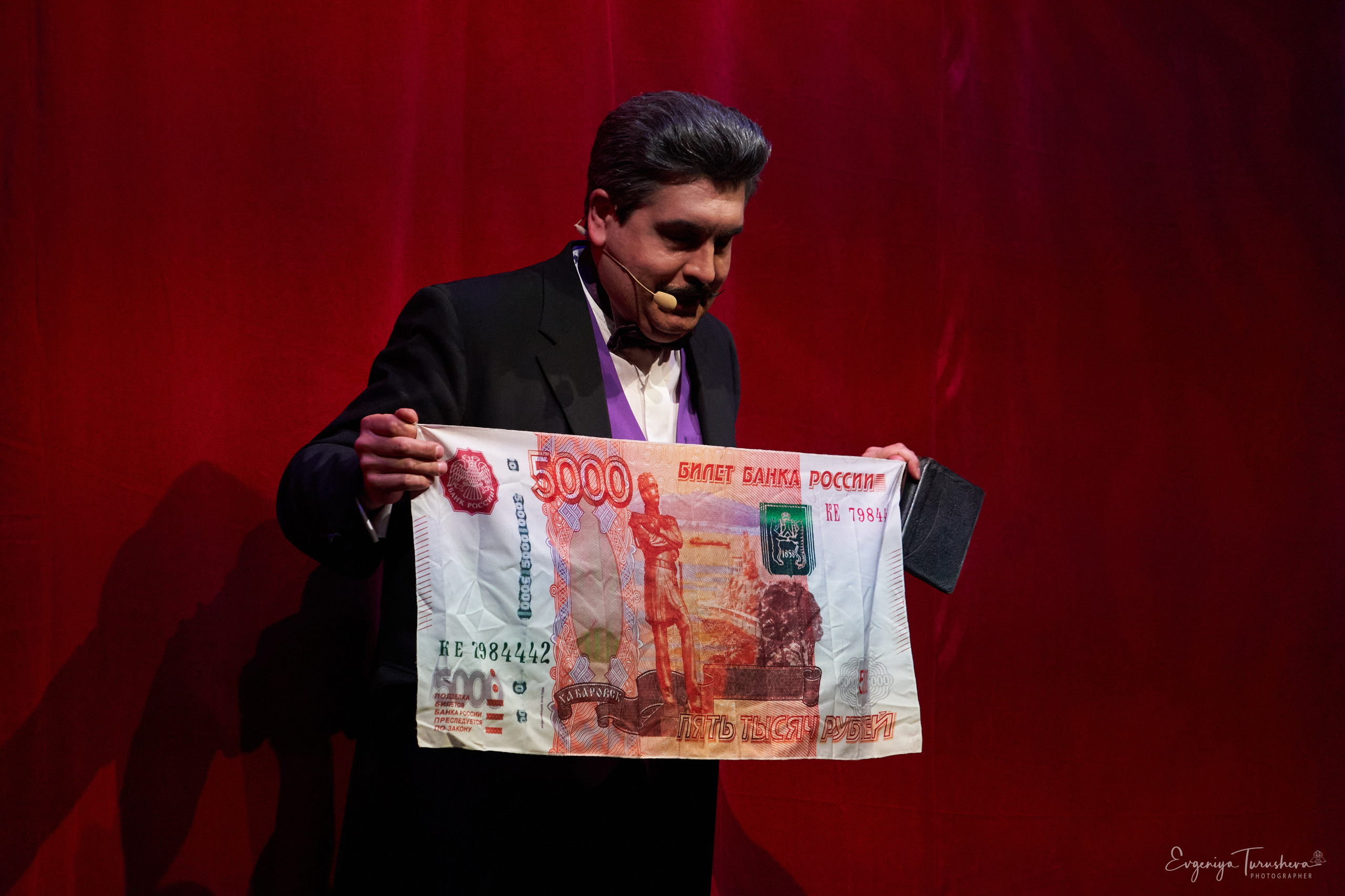 Лига Волшебников объединила лучших представителей иллюзионного жанра. Фотограф Евгения Турушева