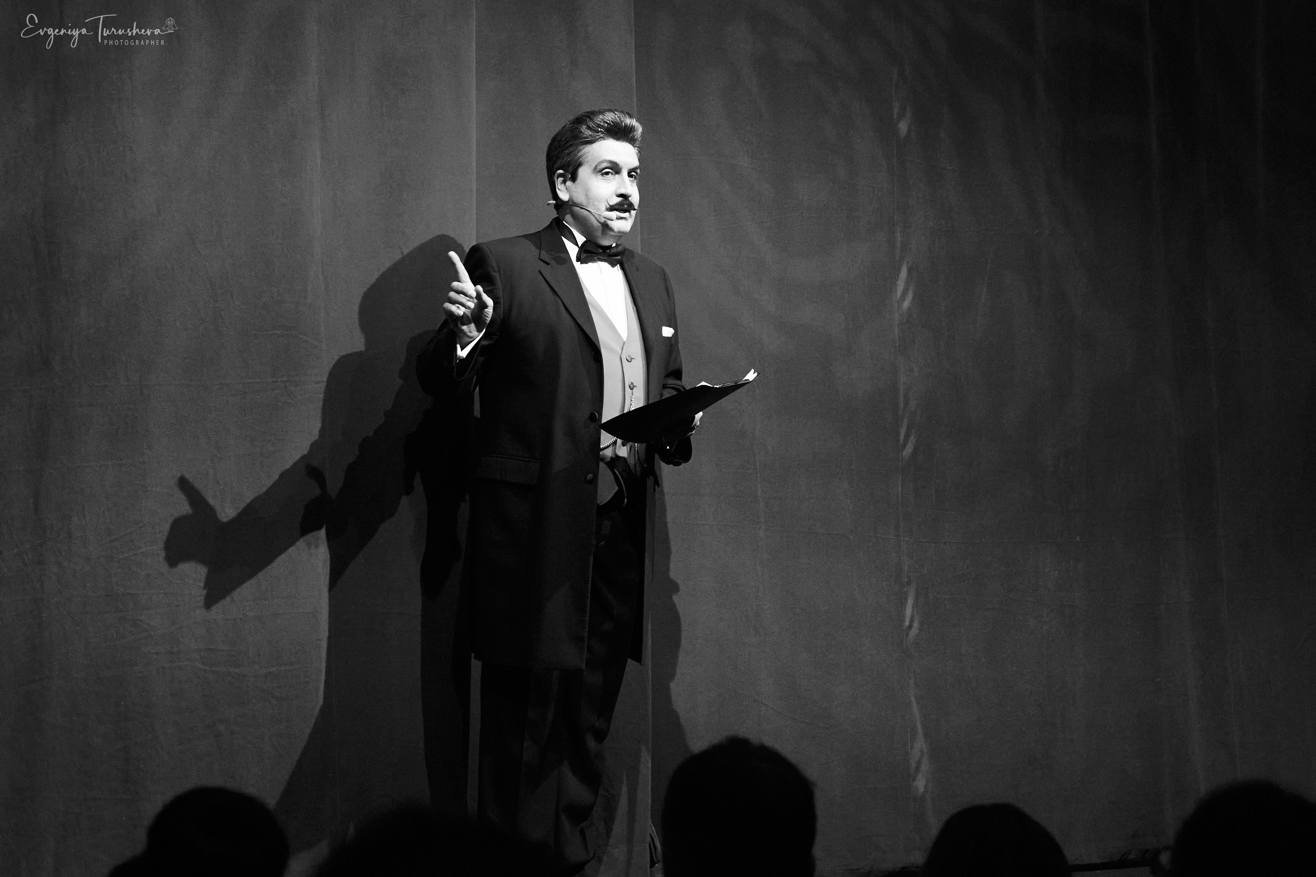 Лига Волшебников объединила лучших представителей иллюзионного жанра. Фотограф Евгения Турушева