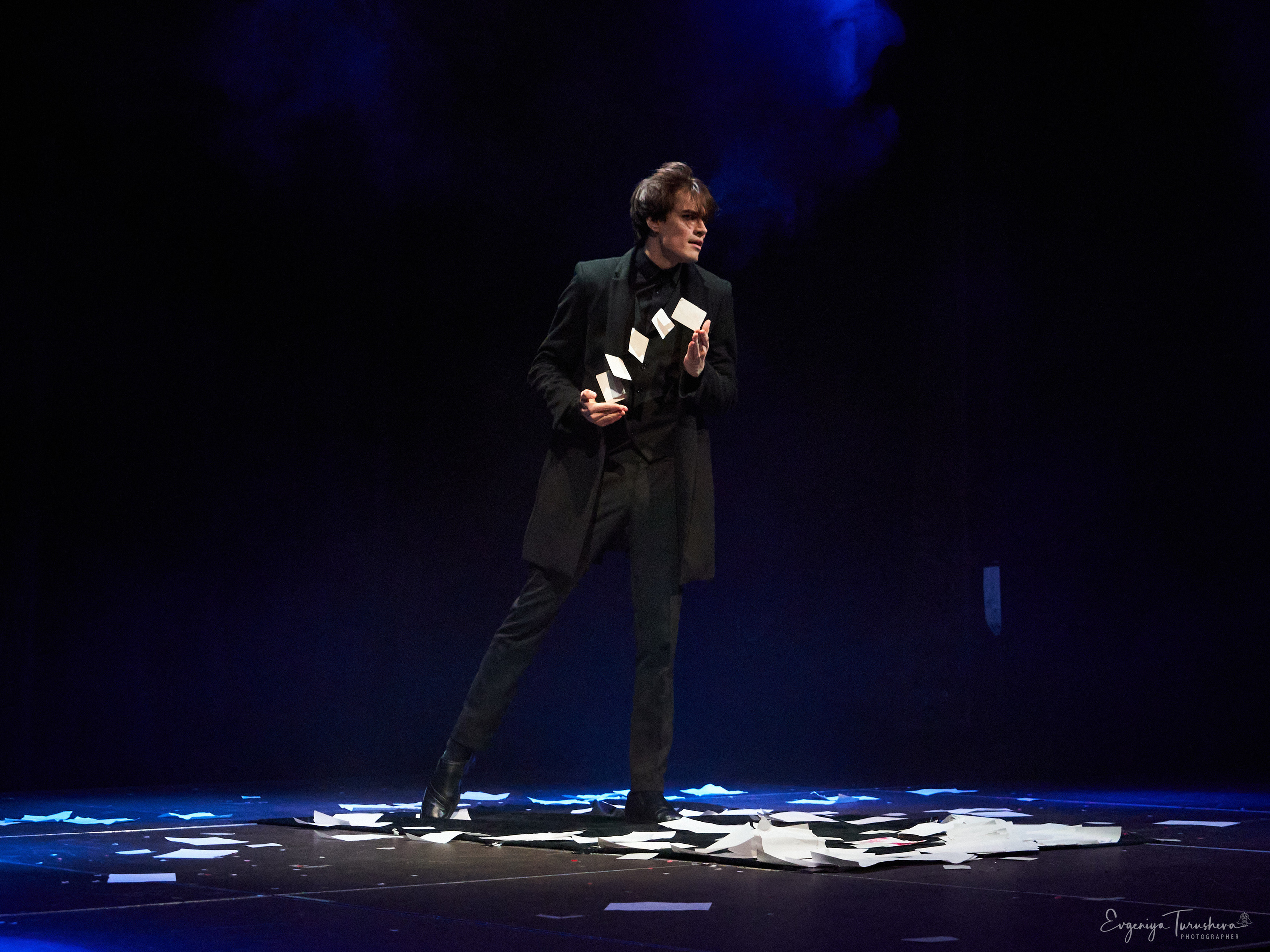 Лига Волшебников объединила лучших представителей иллюзионного жанра. Фотограф Евгения Турушева