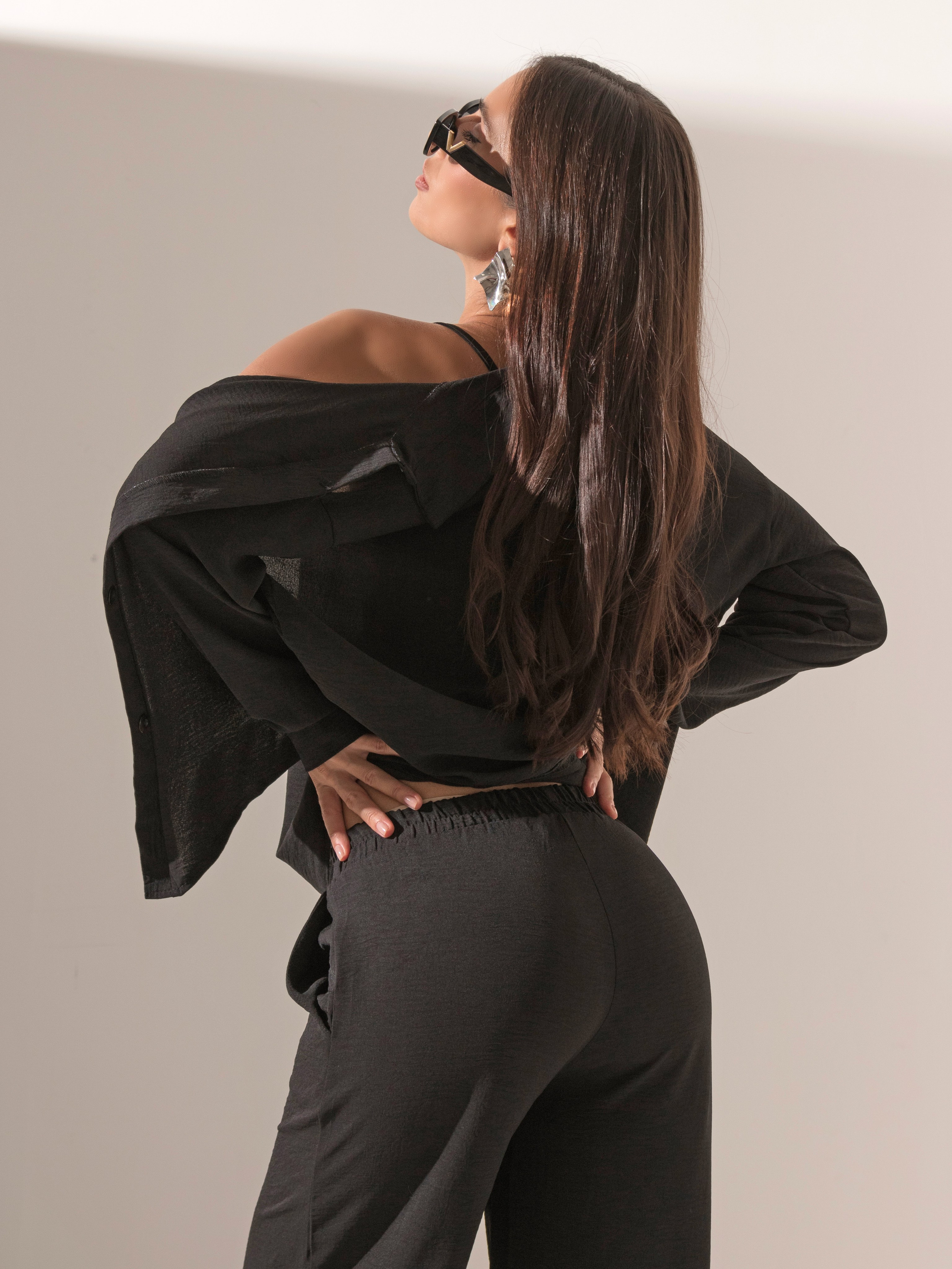 Сложный свет СОЛНЕЧНЫЙ день. Фотостудия для Wildberries Ozon