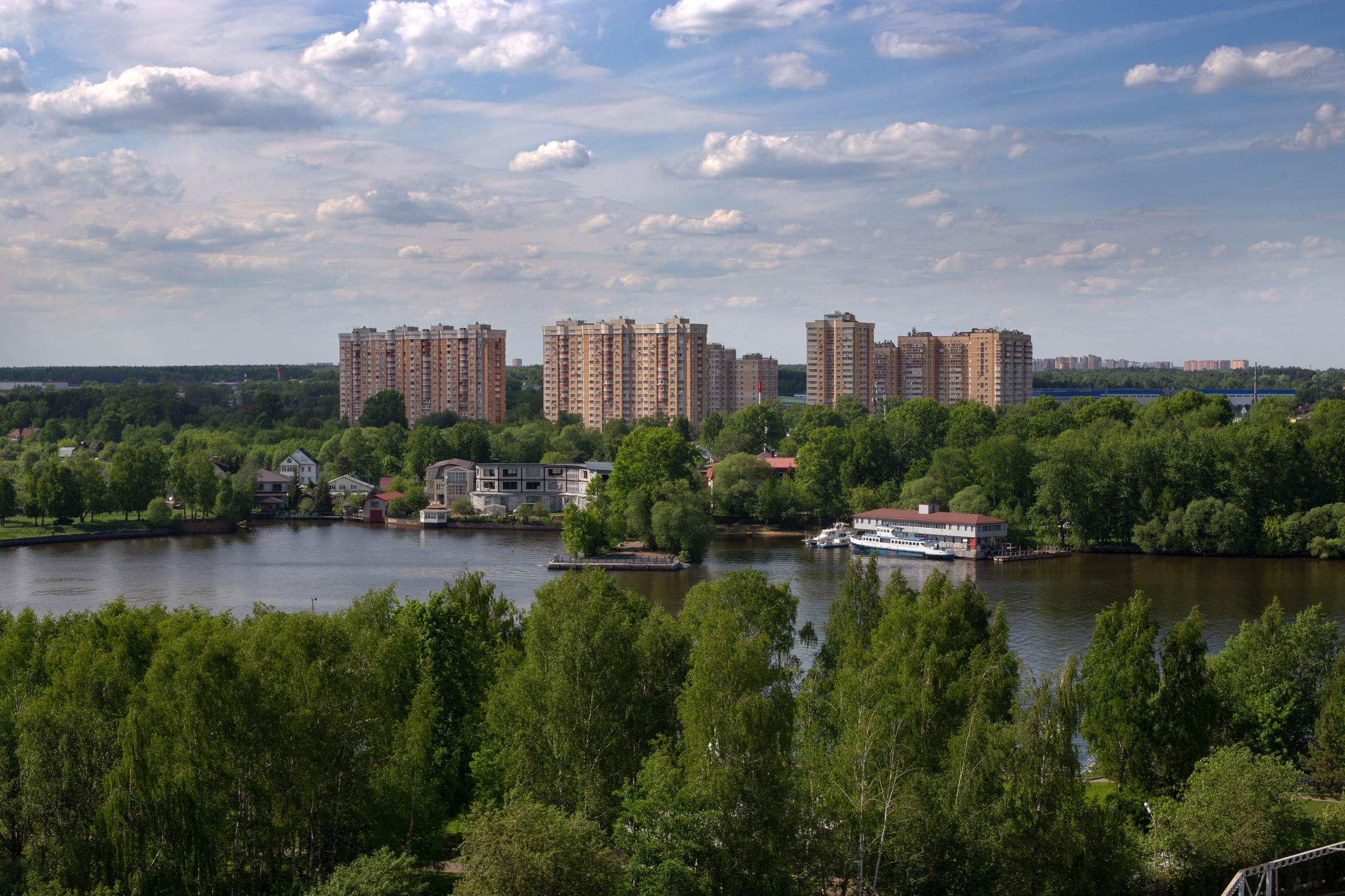 Экстерьер. Фотограф Лагутин Анатолий