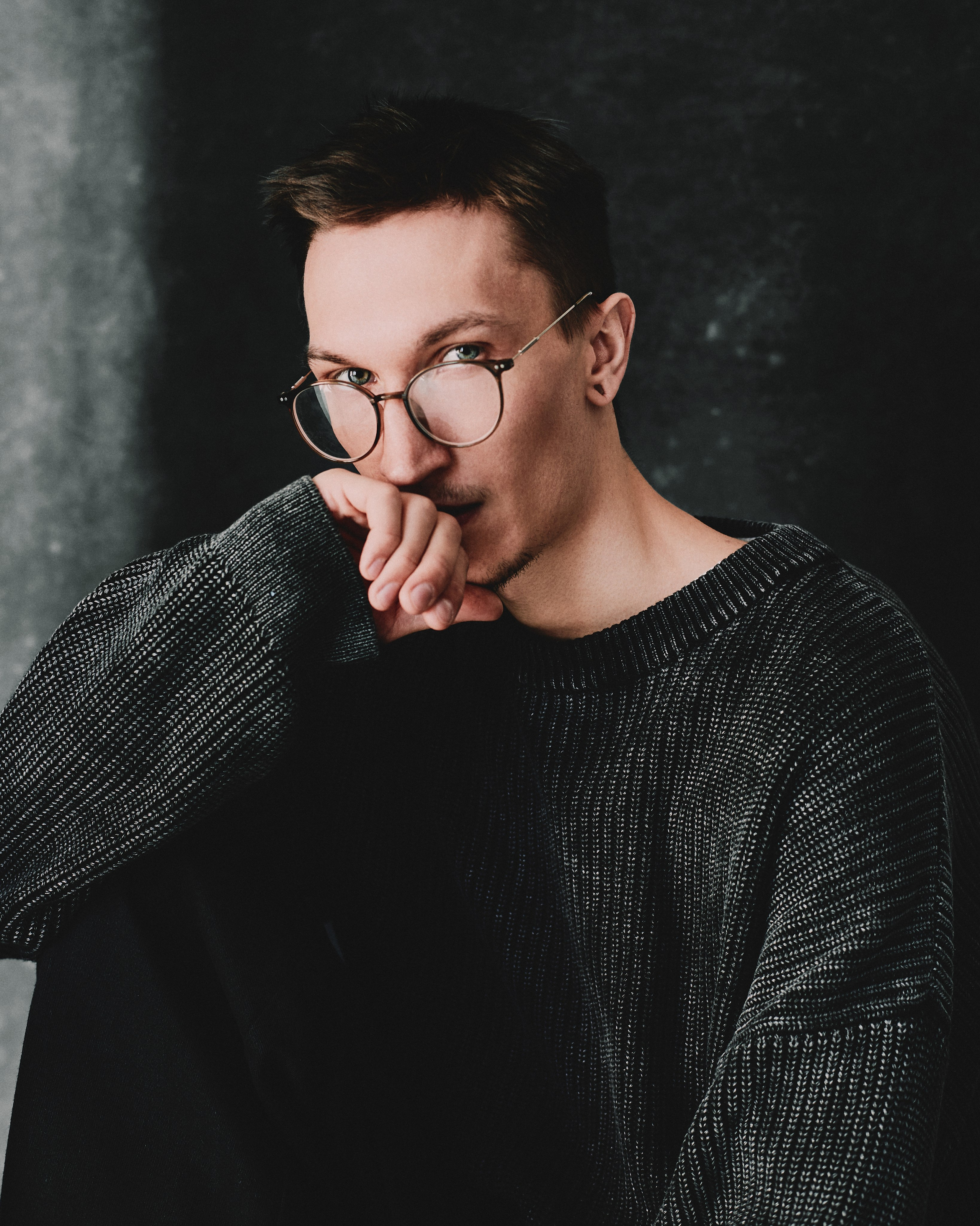 Фэшн-фотография и портреты в Владивостоке. Превращаю съёмку в повествование — создаю образы с сюжетом, которые остаются в памяти