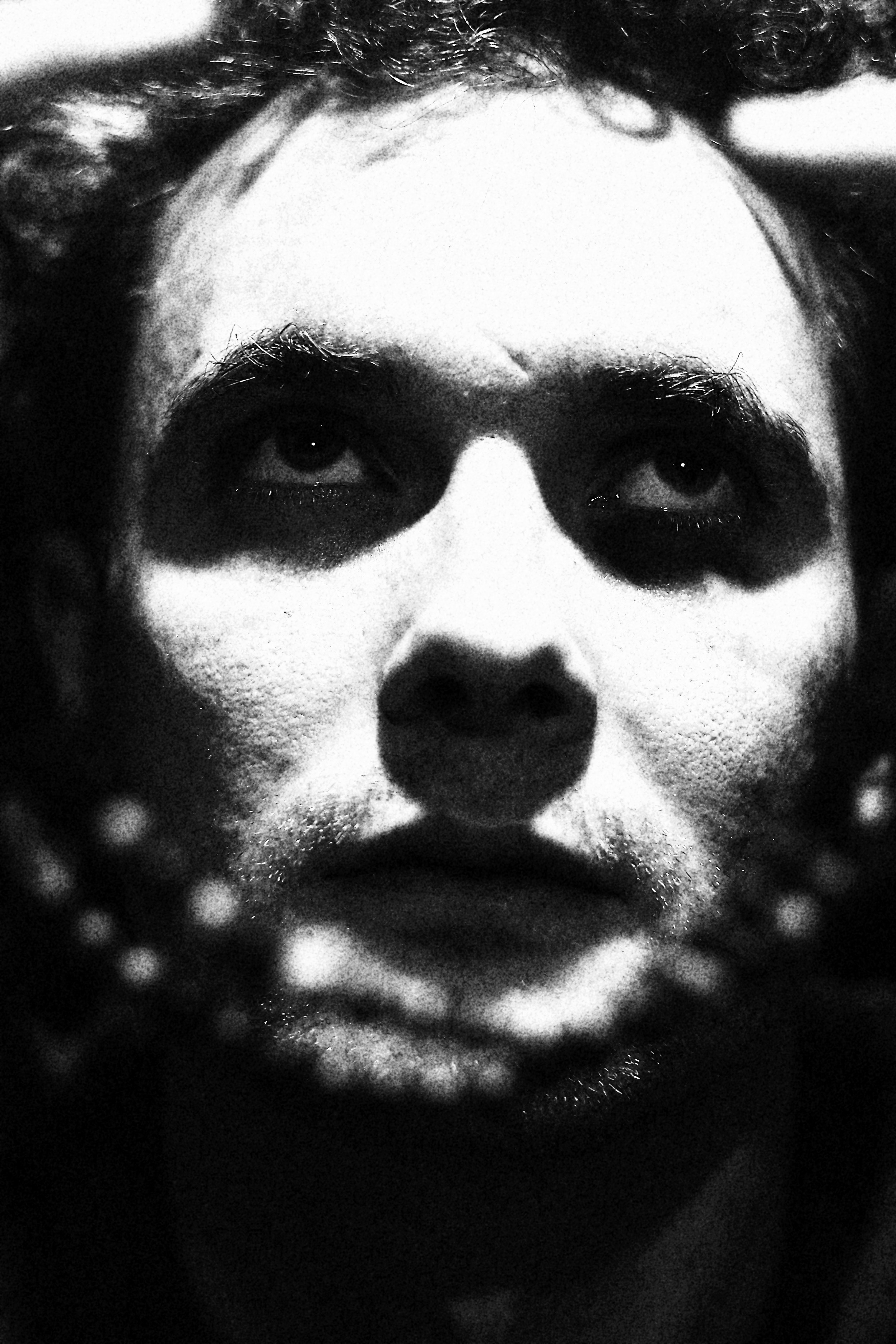 Maxim. Фэшн-фотография и портреты в Владивостоке. Превращаю съёмку в повествование — создаю образы с сюжетом, которые остаются в памяти