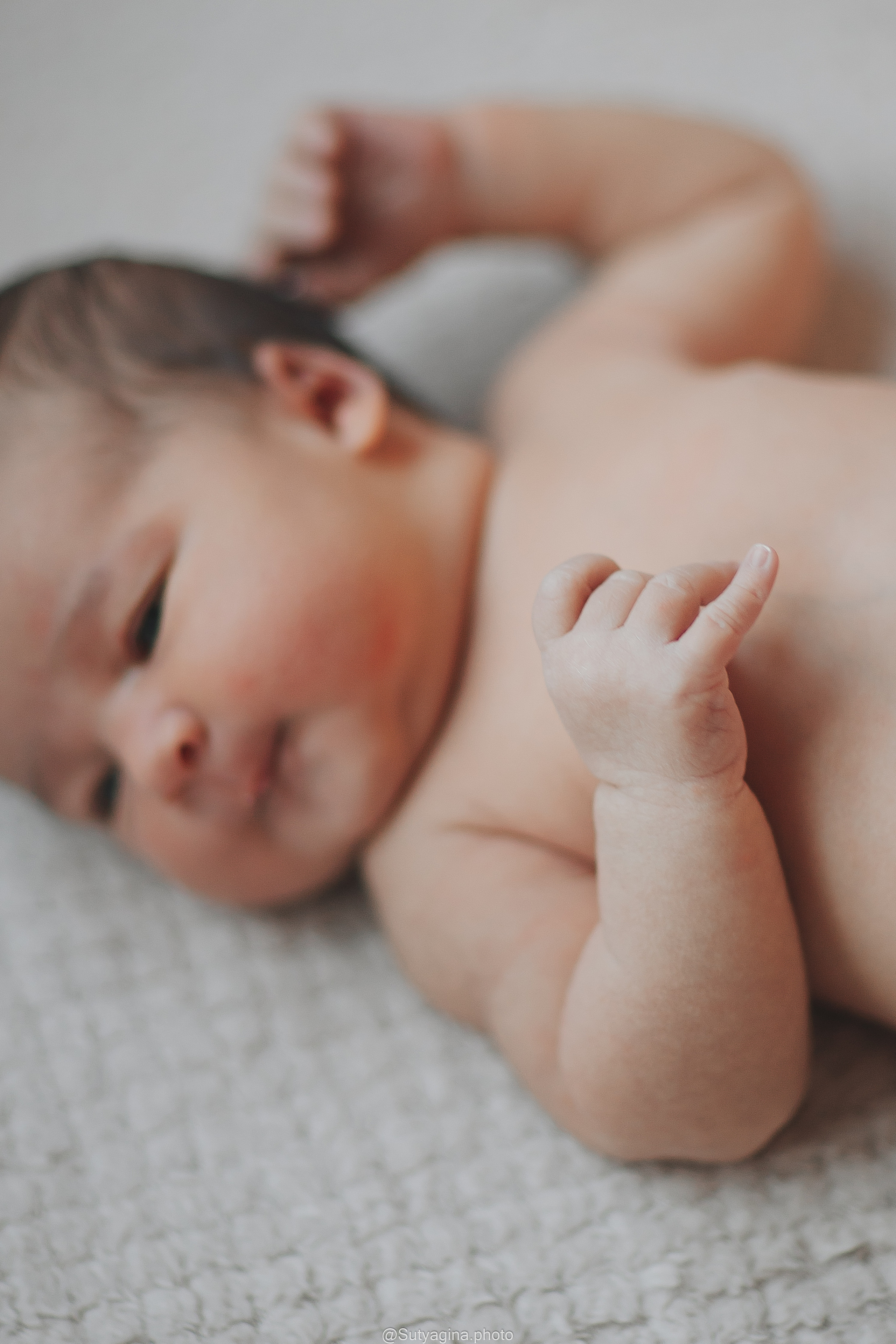 Новорожденный. Свадебный и женский фотограф