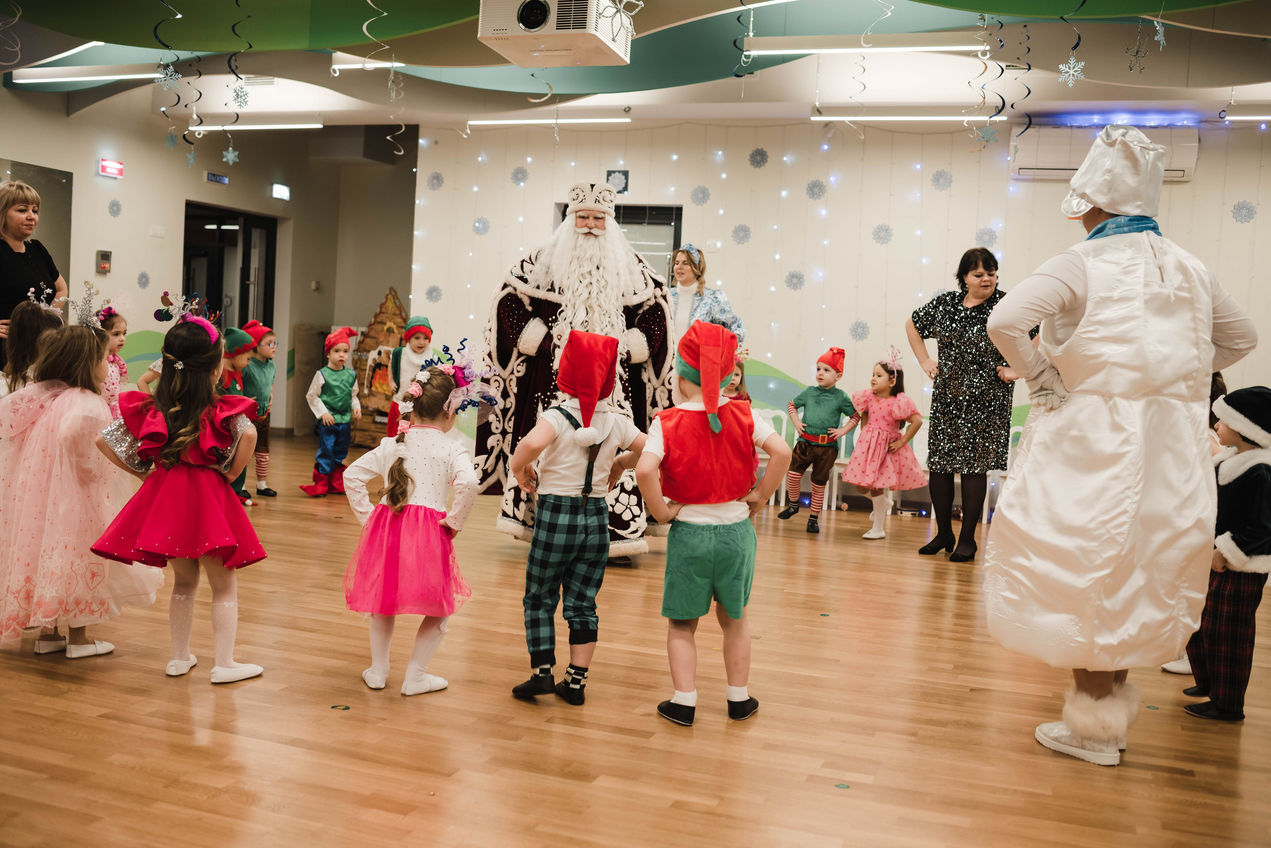 Детский садик Новый год. Фотограф в Москве новорожденные свадьбы семьи Дарья Ларионова