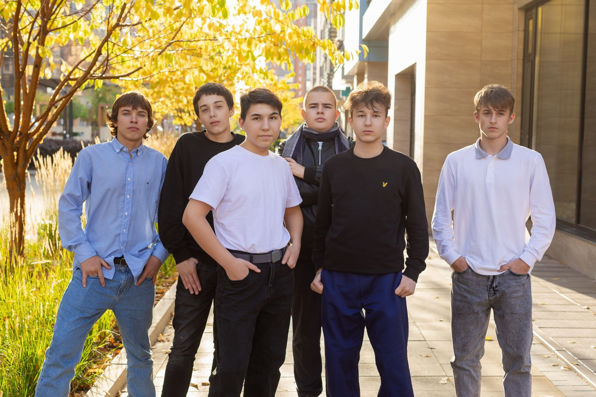 Осенняя съёмка на Южном берегу. 34 школа 9в. СИГМА | Студия выпускных альбомов Красноярск