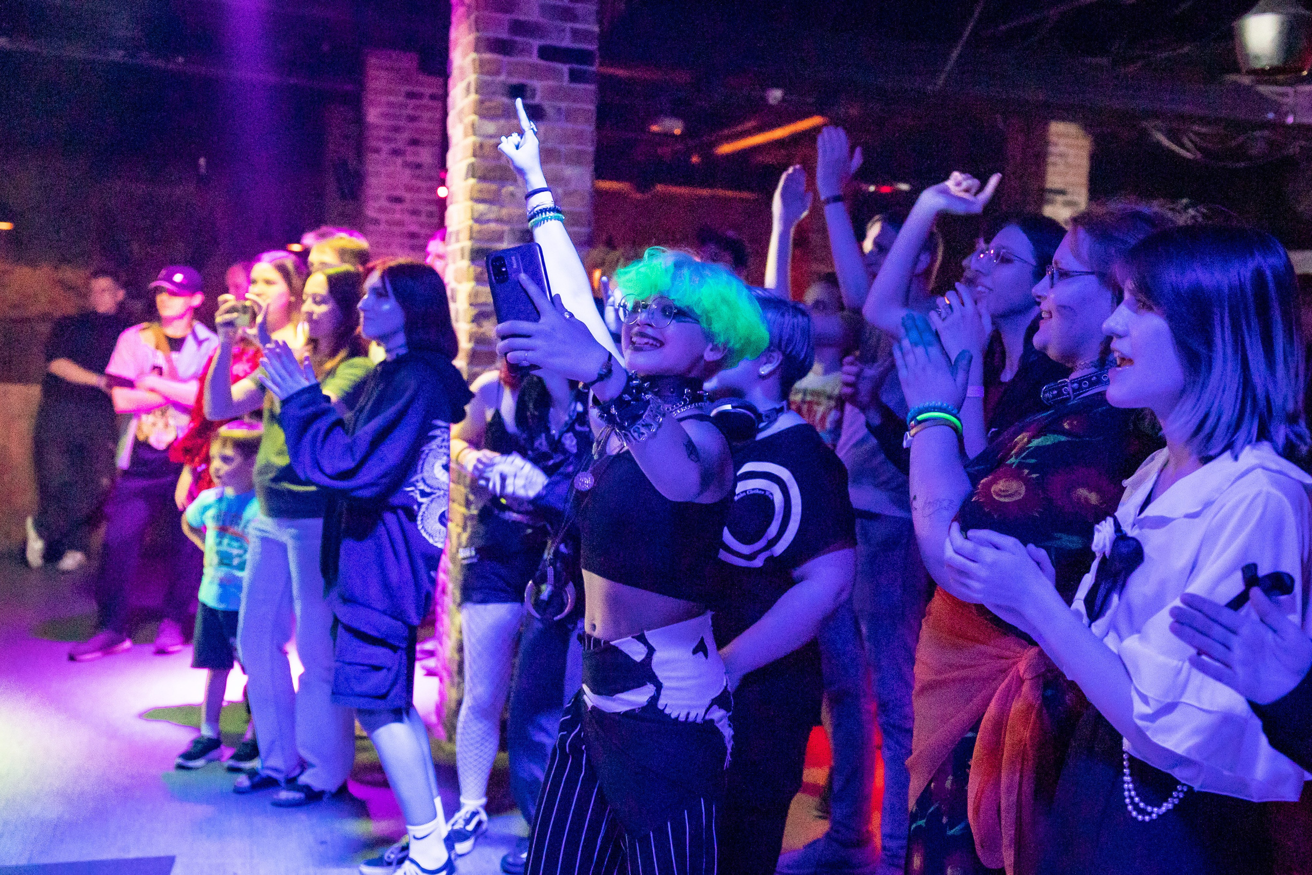 Концерт «Не Школа Барабанов» в Клубе «SOVA». Фотограф Владимир Охрименко