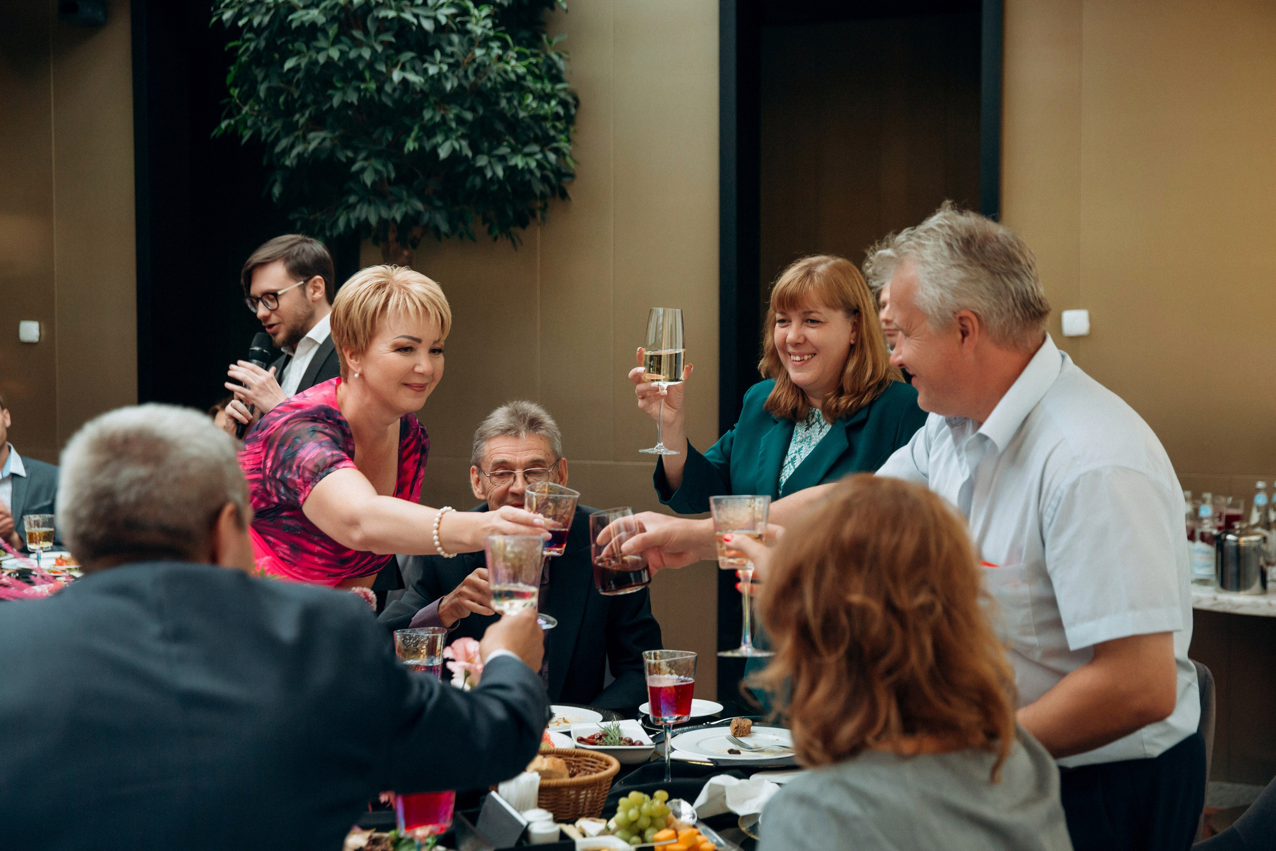 Неоновая свадьба. Свадебный фотограф в Санкт-Петербурге Вика Стукачева