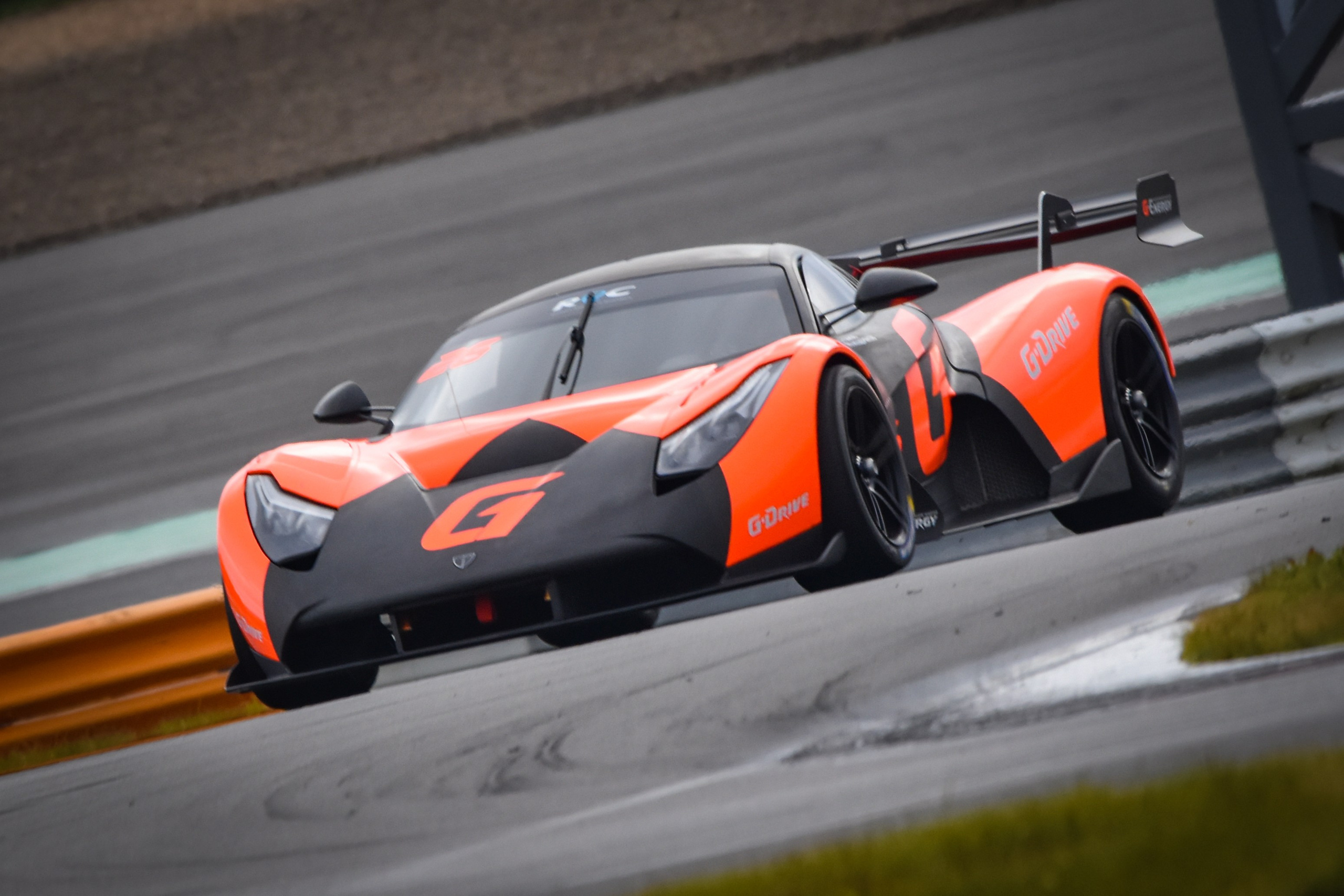 MRW — REC — 05.10.2024. AlexFecto — галереи фотографий