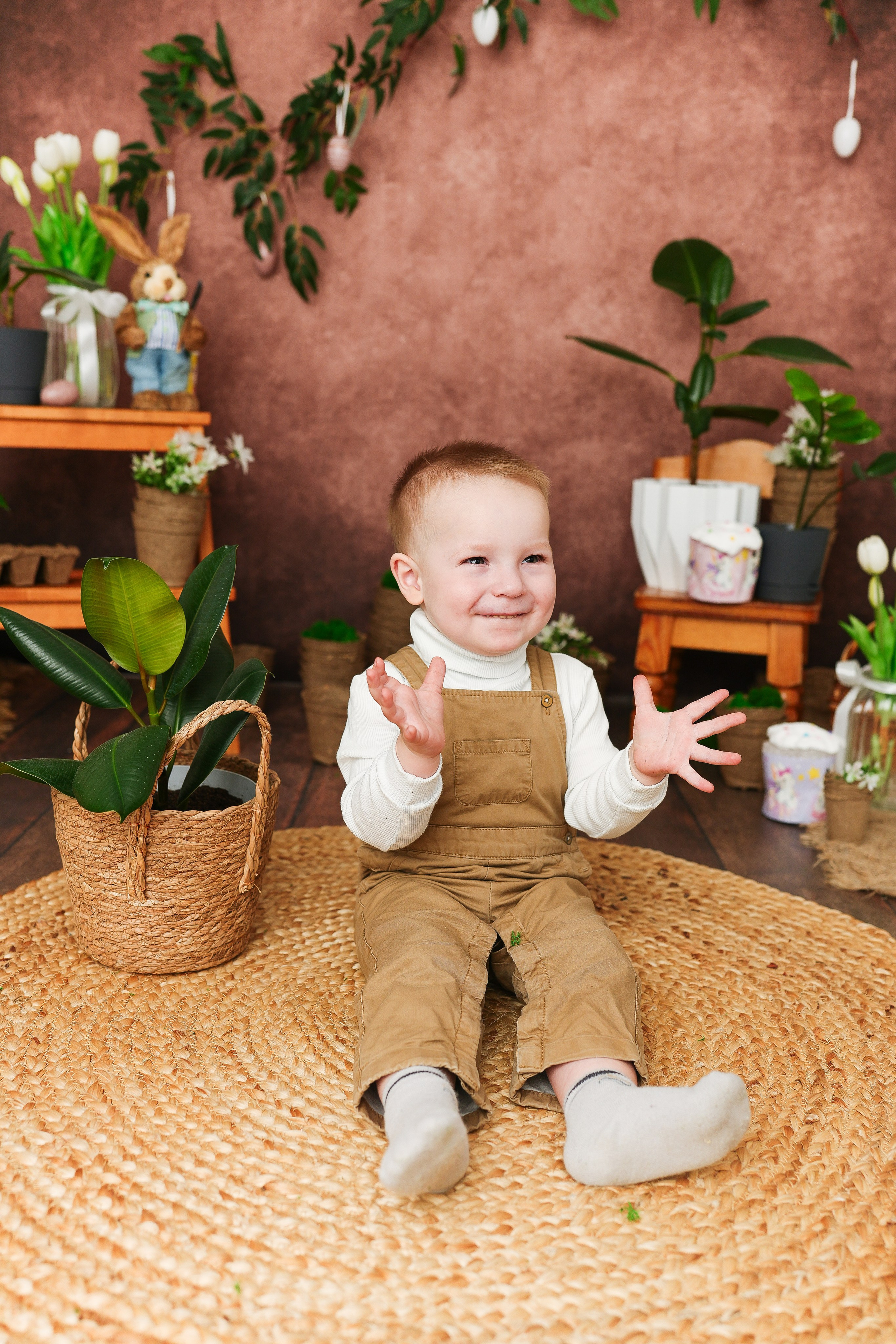 Маленький садовод. Фотограф новорожденных и детский фотограф в Екатеринбурге Ксени