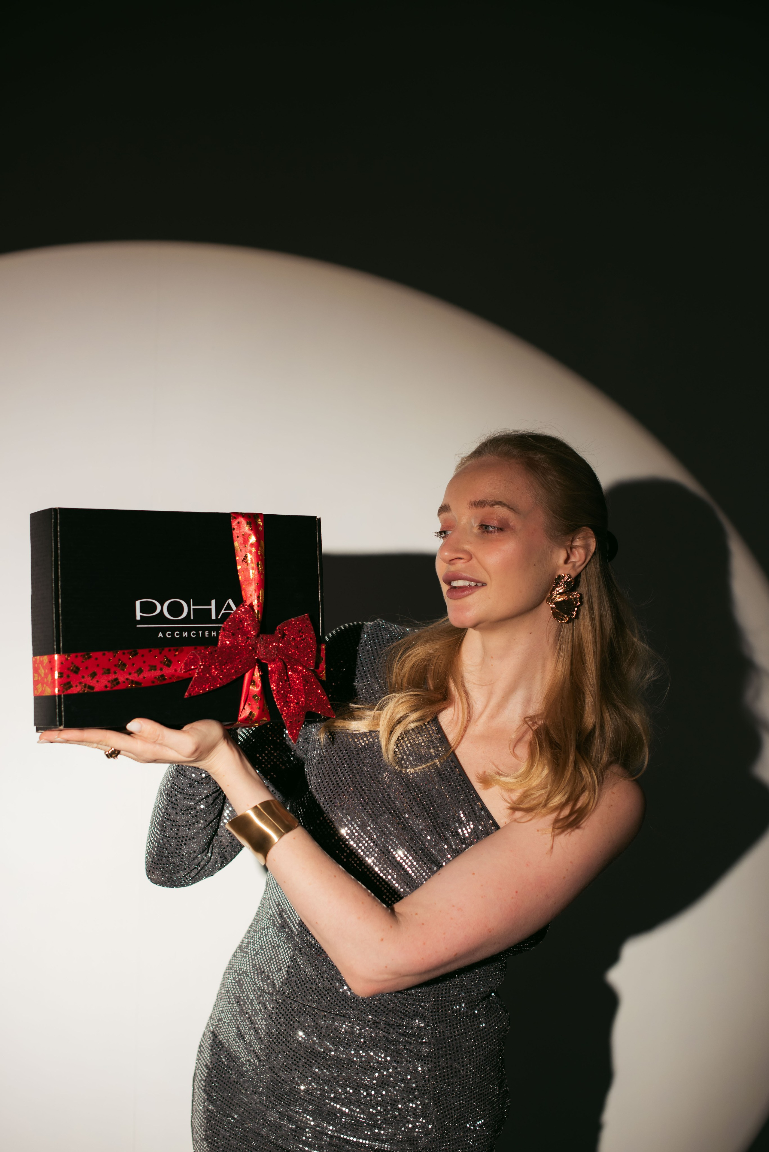 Съемка для бренда РОНА в студии. Женский фотограф в Москве и МО