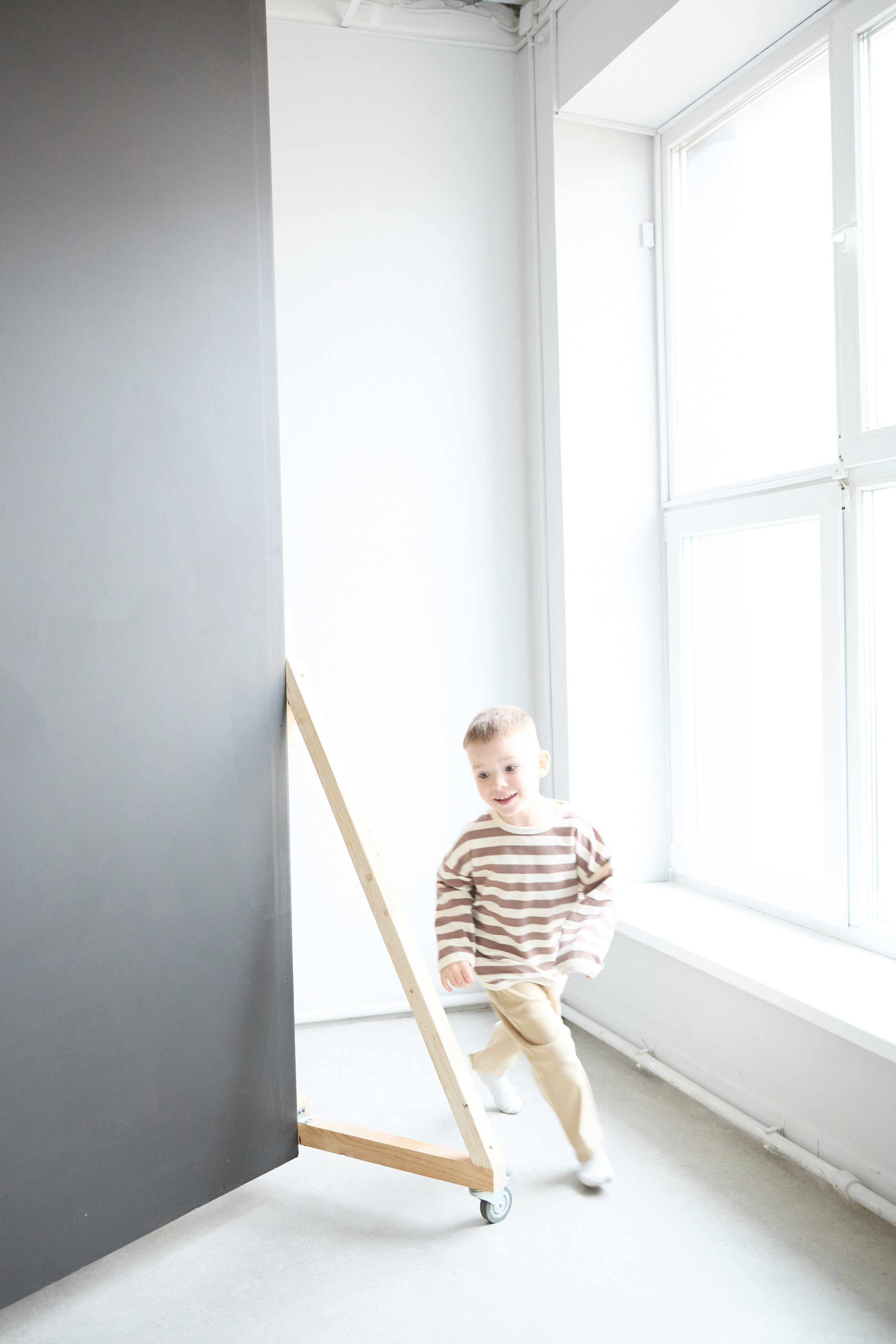 TONKIKH. КОНТЕНТ ДЛЯ БРЕНДОВ СПБ Лиза Федотова