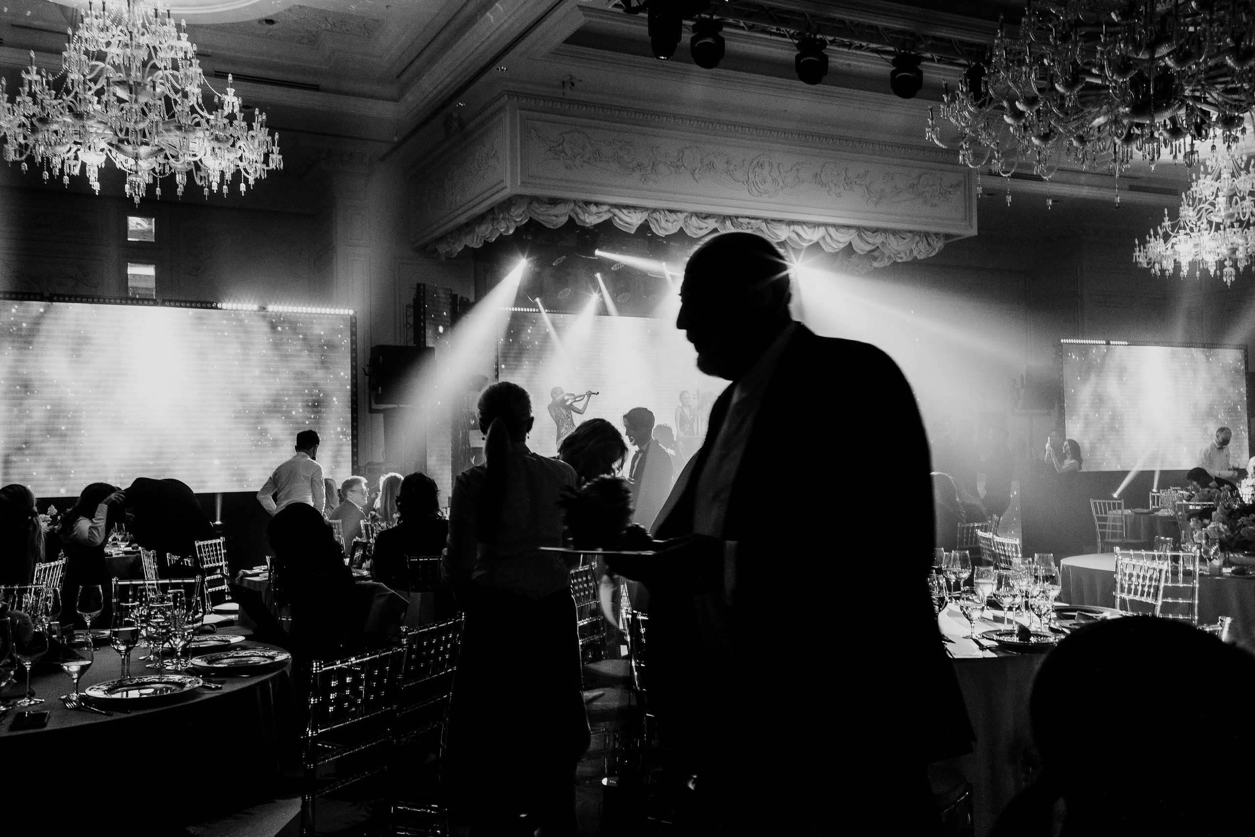 WHITE sposarus. Фотограф Serj Ganso