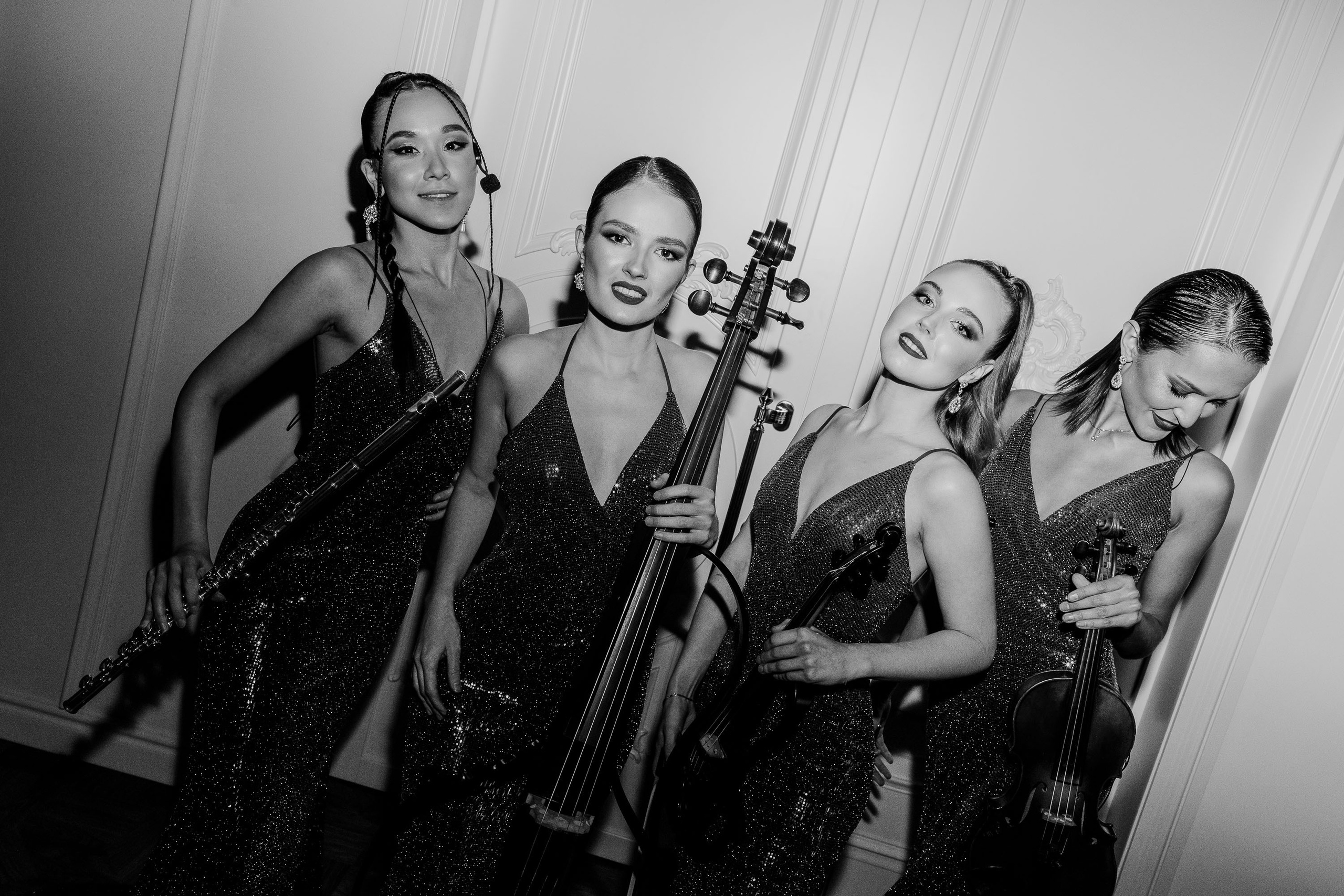 WHITE sposarus. Фотограф Serj Ganso