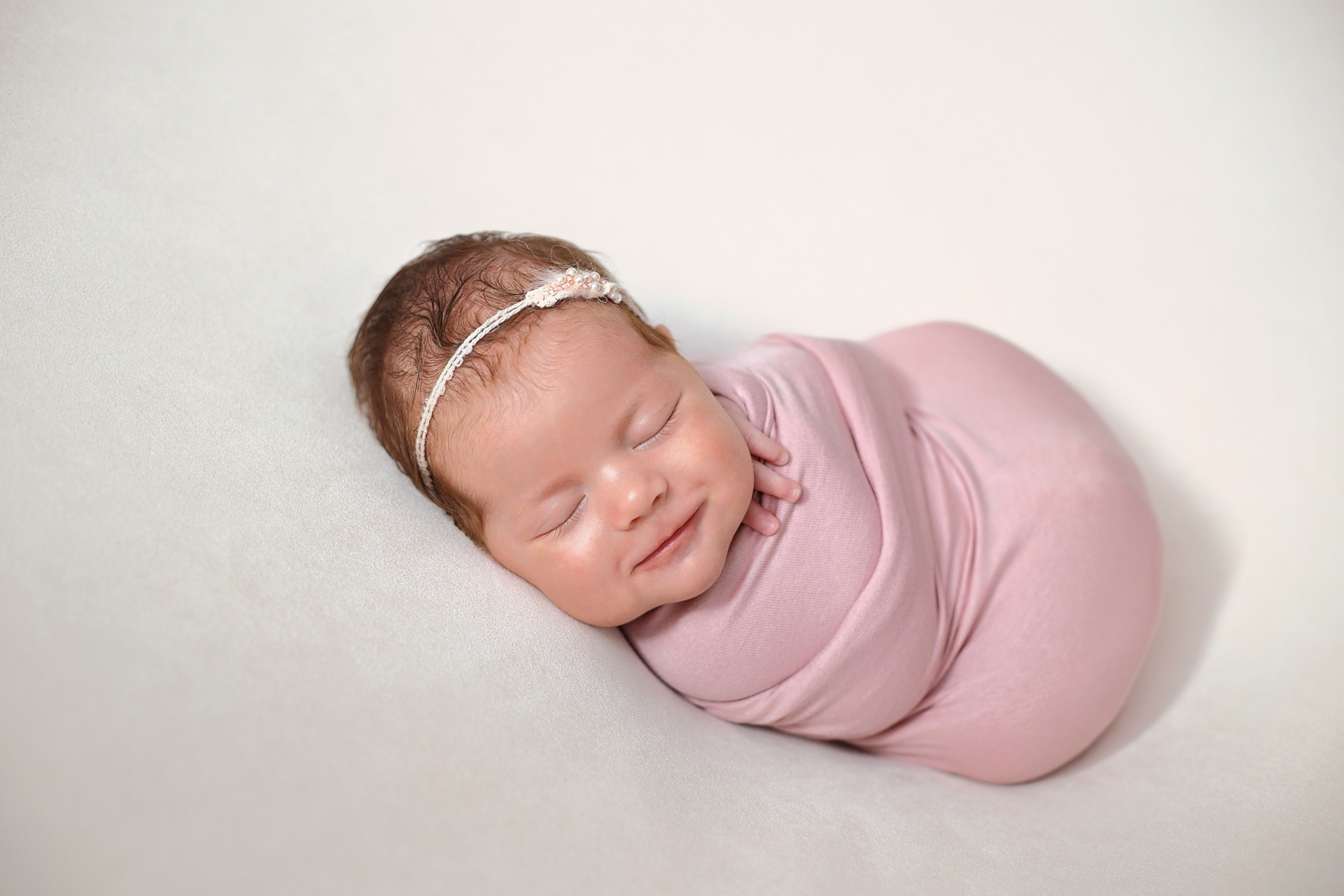 PH @my_tiny_kids_. Retoucher Aleksmokh