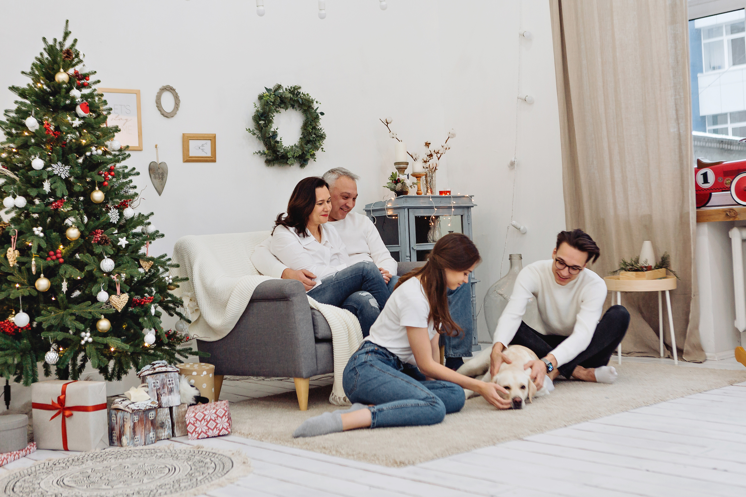 Милая семейная съемка в студии. Фотограф Виктория Темирова Екатеринбург