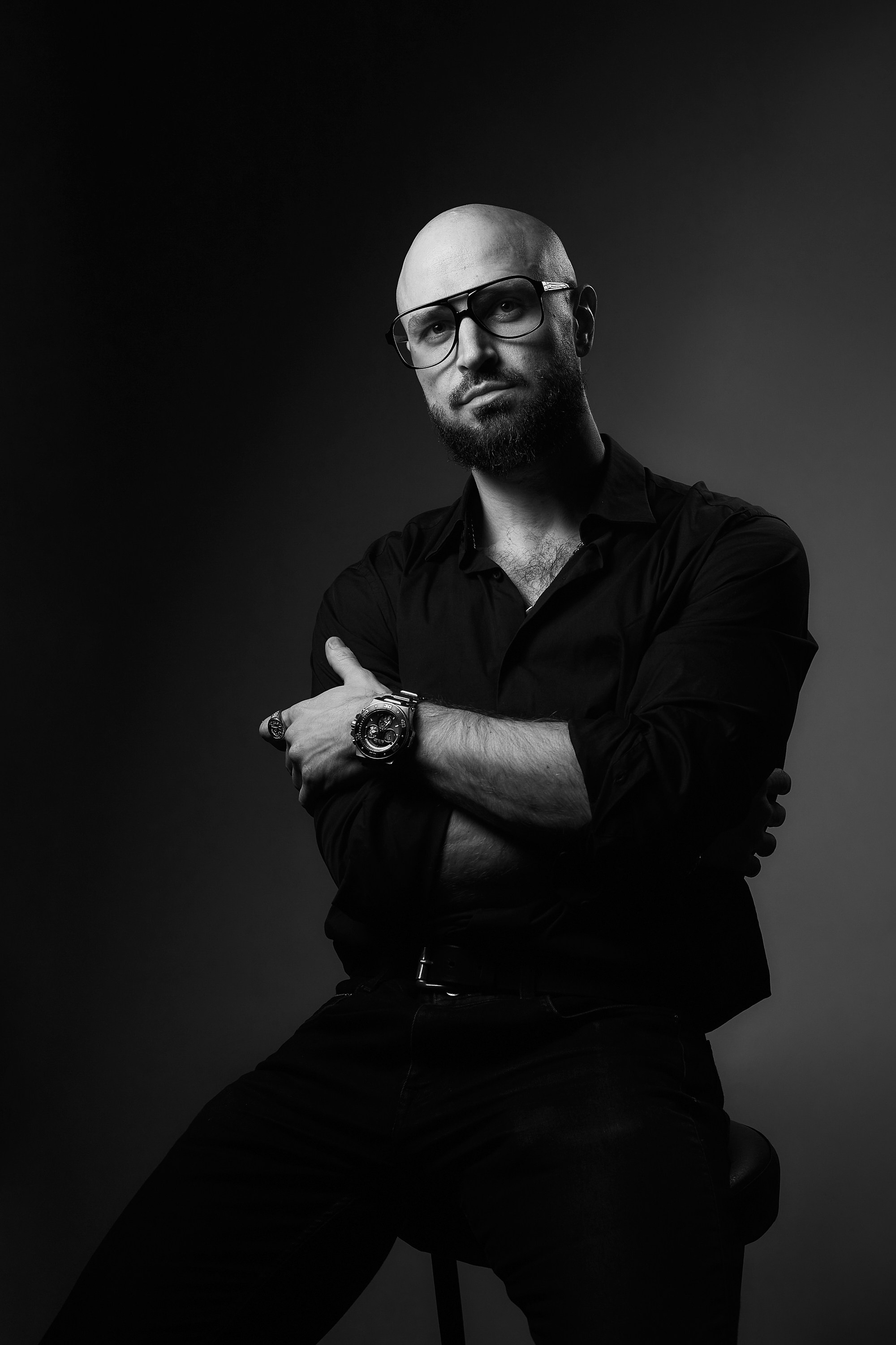 У меня дома (ЧБ)