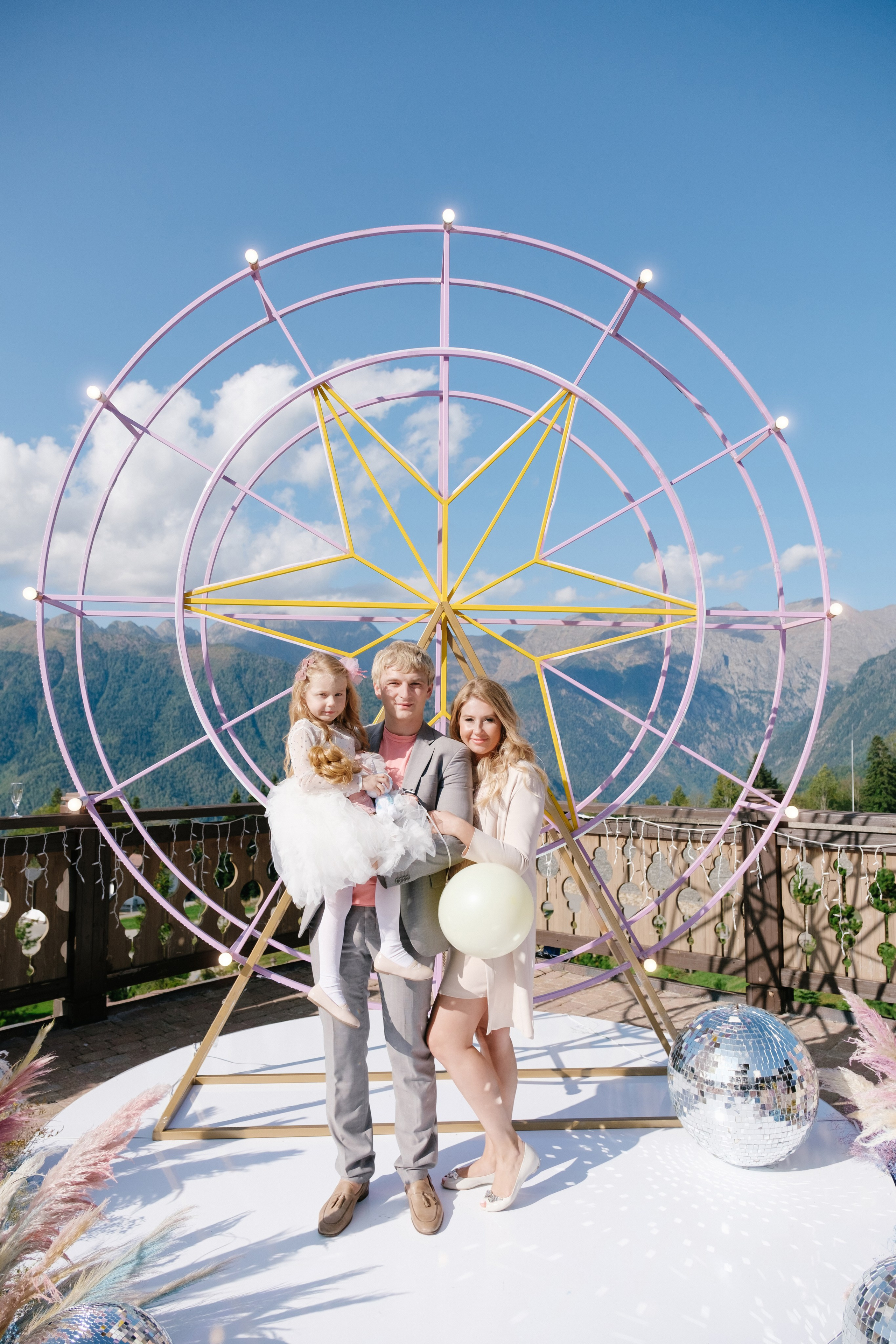 Фестиваль чувств. Свадебный Видеограф Фотограф в Сочи