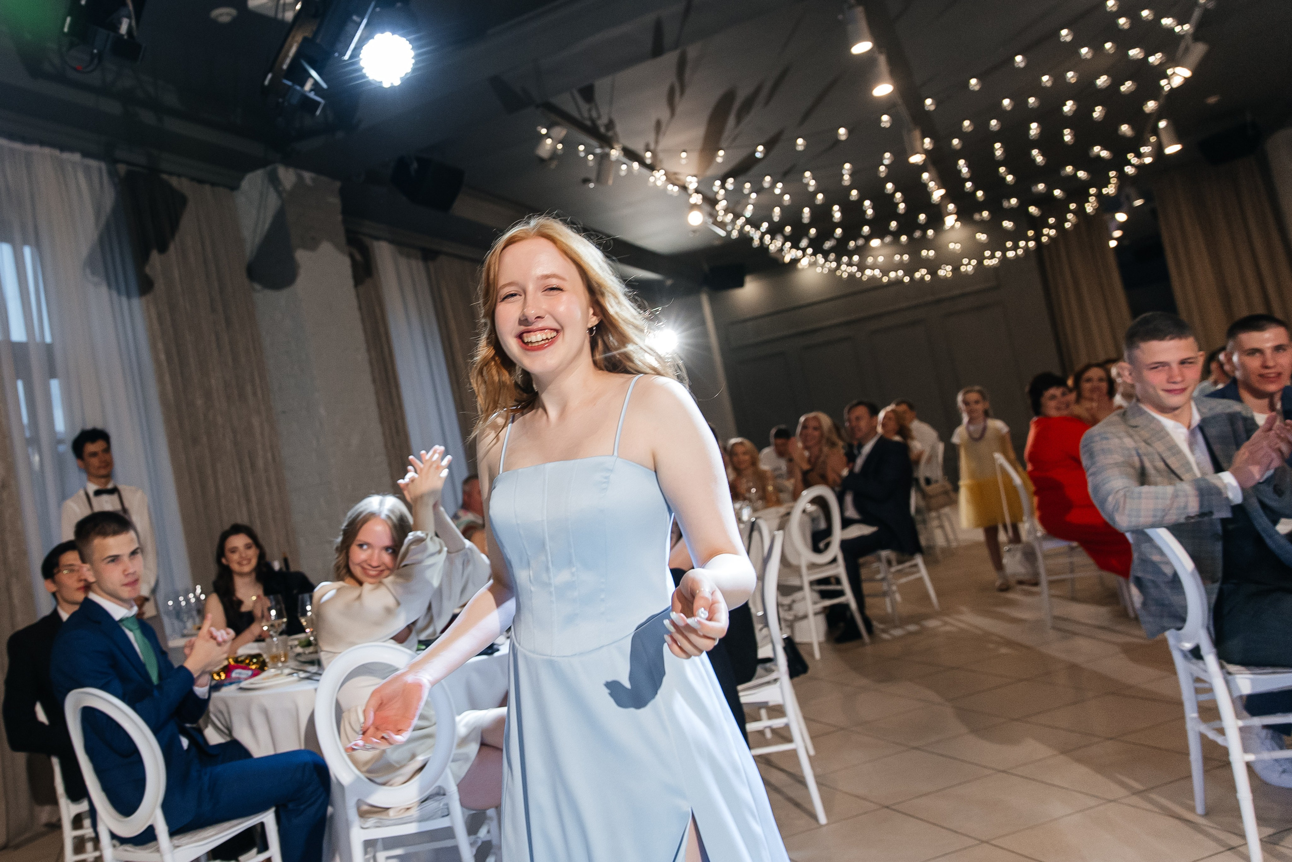 2023-06-23 Выпускной МБОУ СОШ № 10. Фотограф в Красноярске