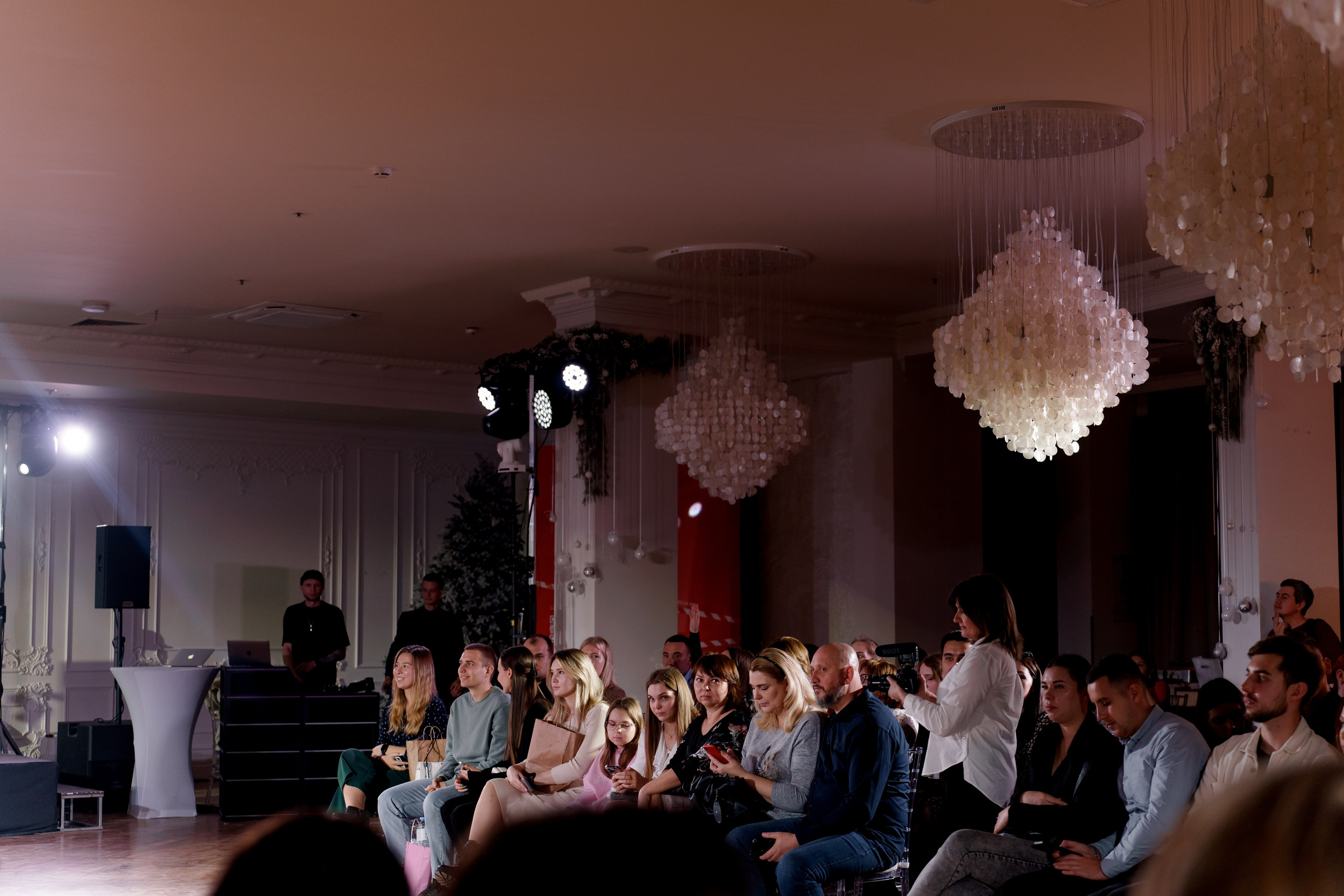 Выставка свадебных специалистов «Свадьба на 1000%». Свадебный фотограф в Санкт-Петербурге