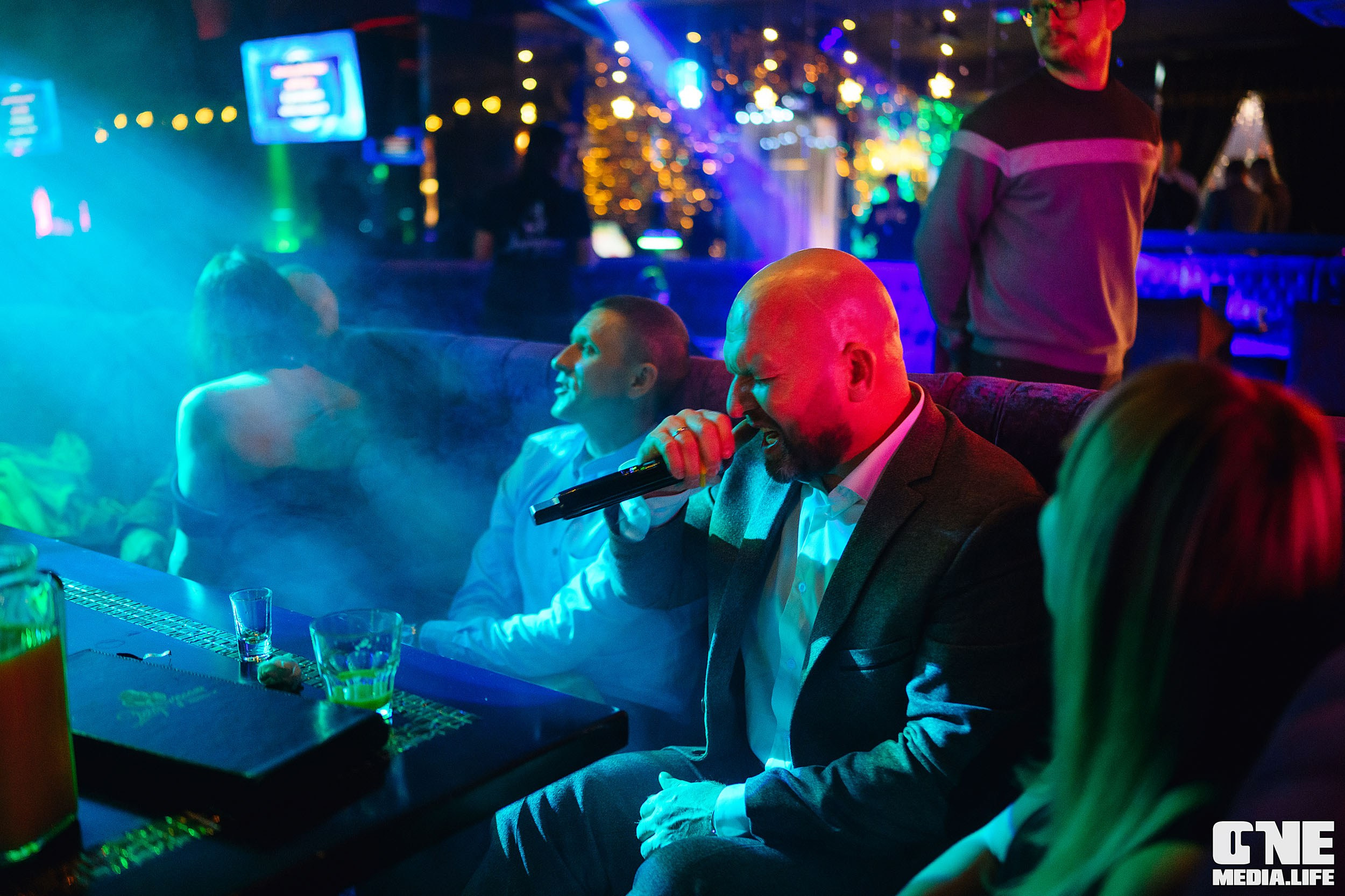 Фоторепортаж из караоке-клуба Эйфория. One Media Life: фоторепортажи, фотоотчеты с мероприятий и заведений