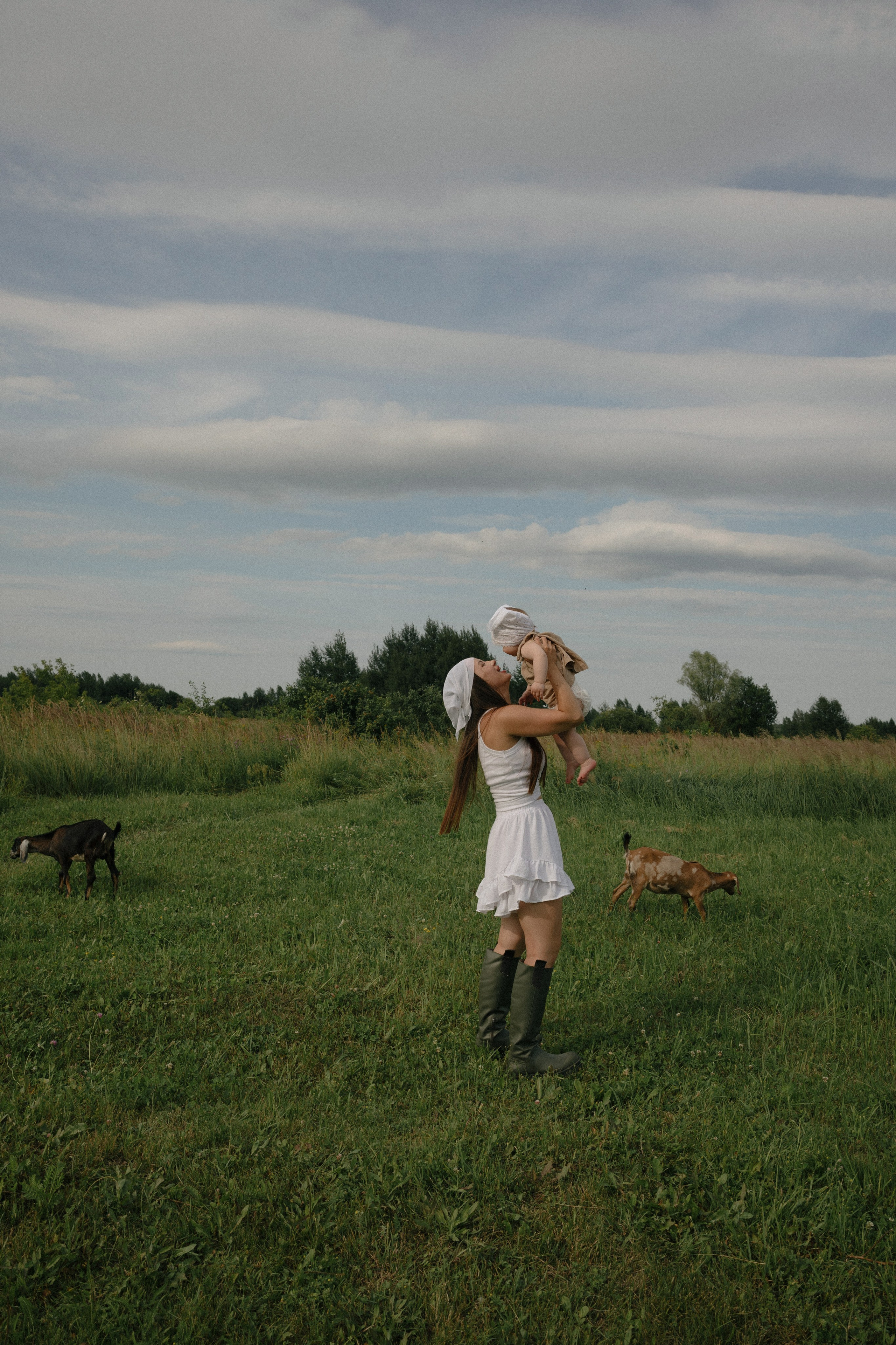 Таня и Тася в деревне. Дубинкина Екатерина Фотограф Рязань, Москва