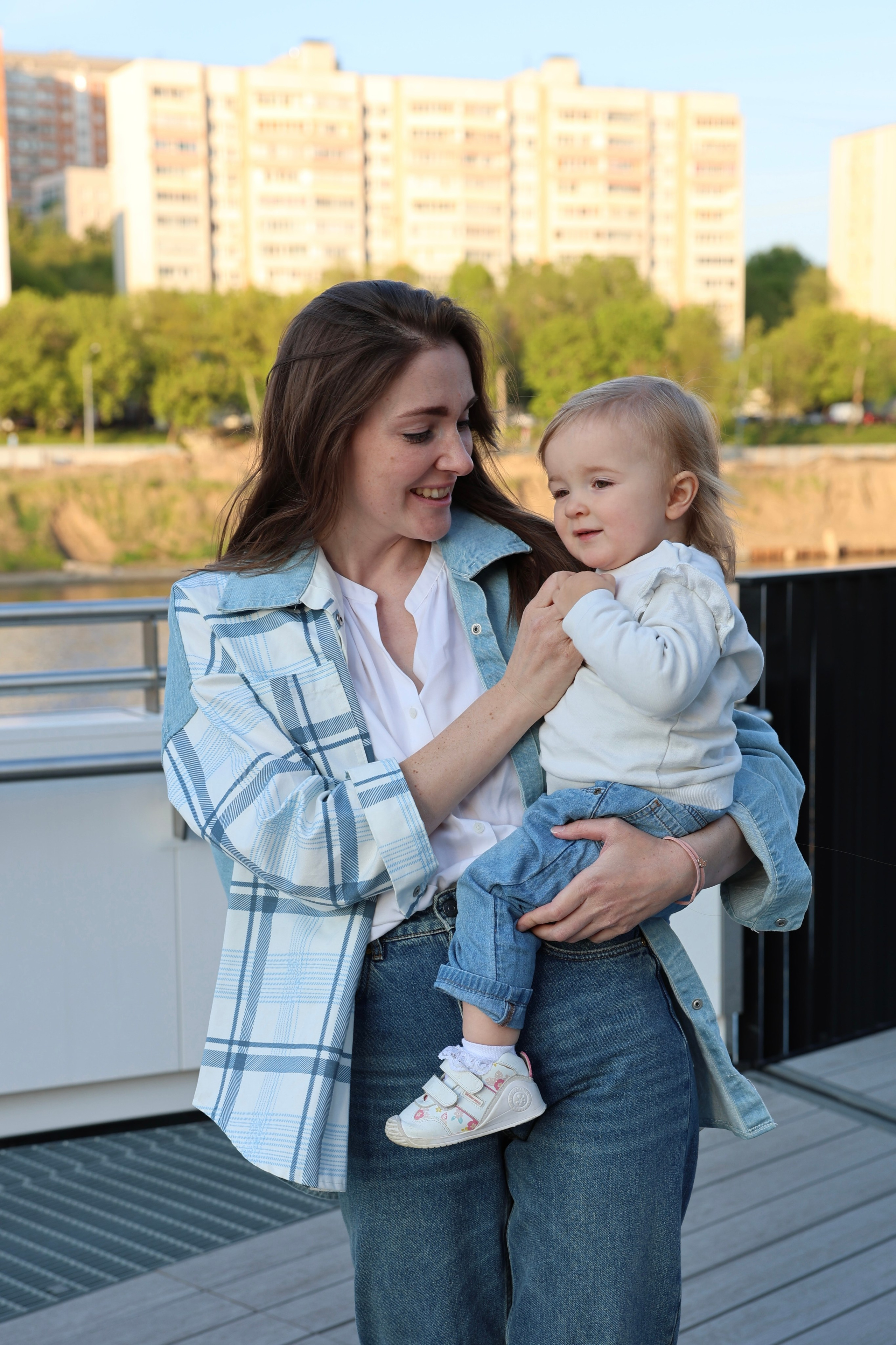 Катя, Мира и Полина. Прогулка в Москве. Ваш семейный newborn и lifestyle фотограф в СПБ Наталья Журавлева