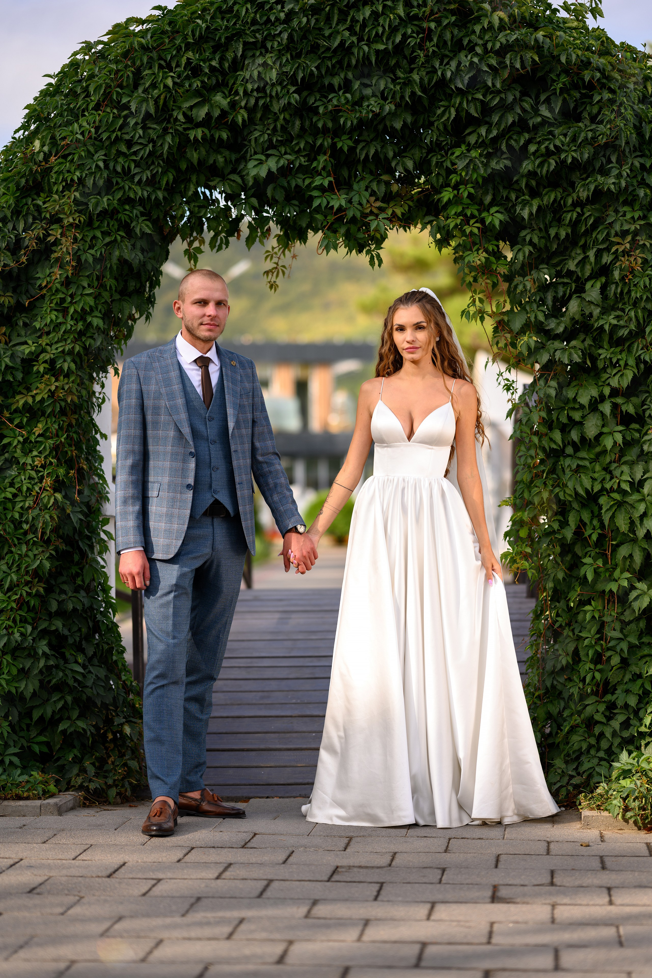 Свадебная фотосесия в Абрау-Дюрсо. Свадебный и семейный фотограф в Краснодаре Владимир Курашев