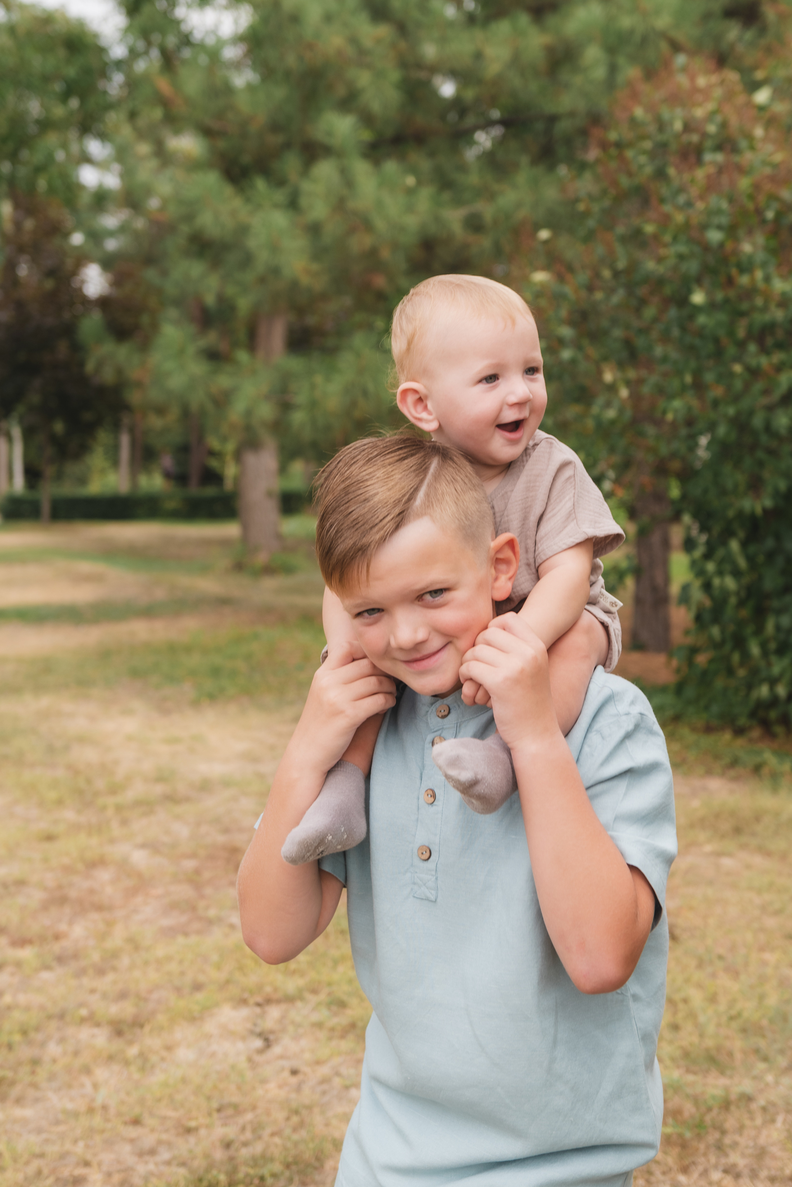 Дима Даша Артем и Костик. Семейный фотограф Ирина Сгибнева