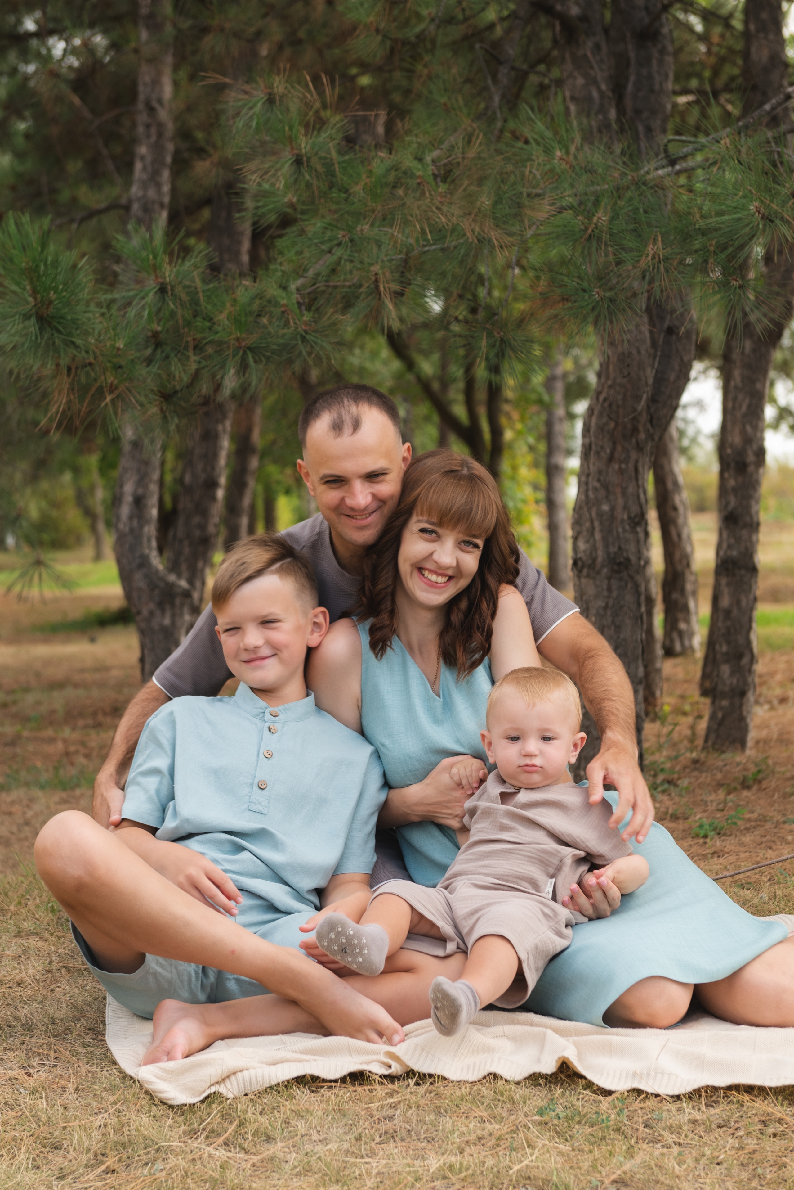 Дима Даша Артем и Костик. Семейный фотограф Ирина Сгибнева