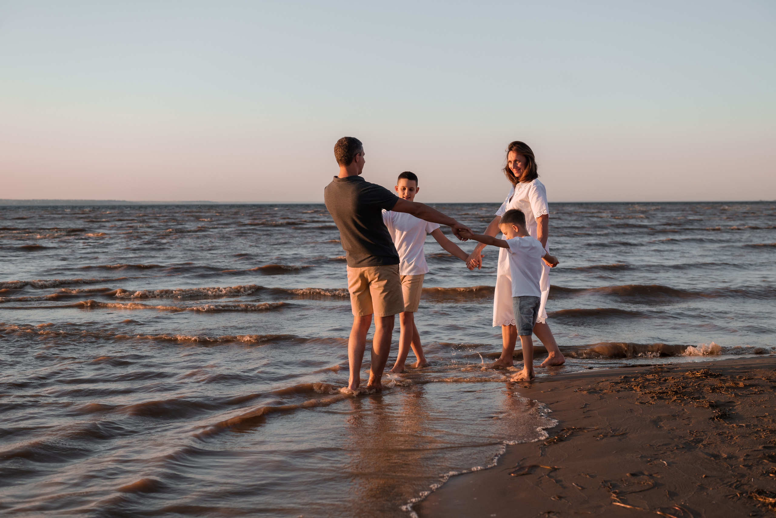 Сергей Оксана Иван и Егор. Семейный фотограф Ирина Сгибнева