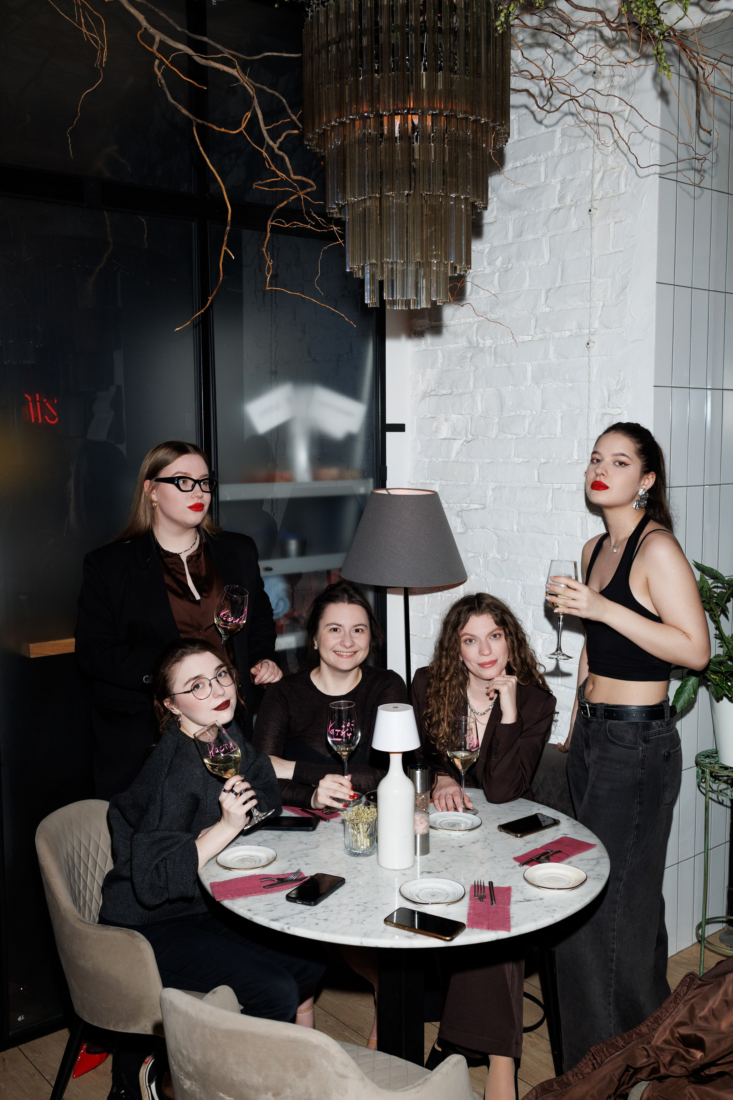 День рождения винного бара Оптимист. Https://andreysolodov.ru