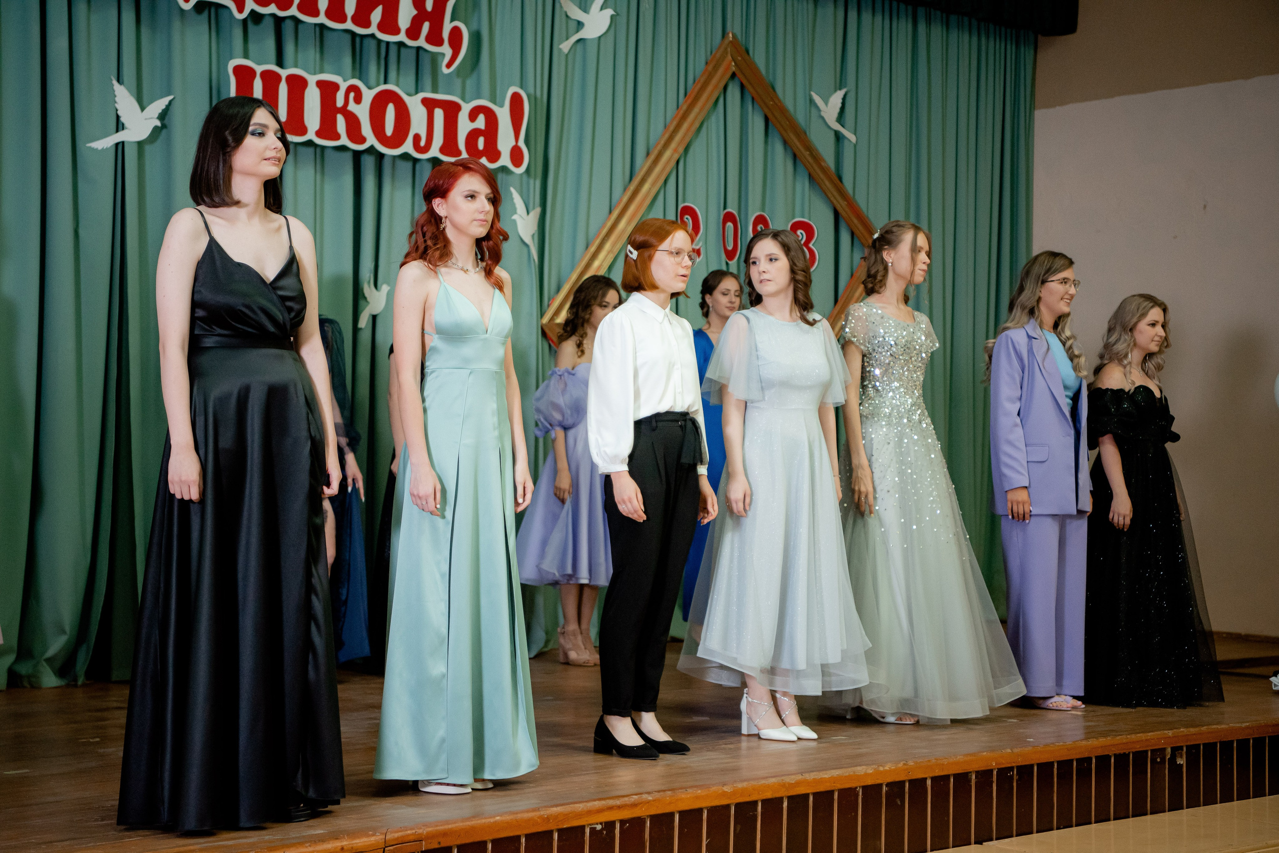 140 Школа. Вручение и Банкет. Сити Холл. Фотограф в Волгограде и Волжском Александр Горбань