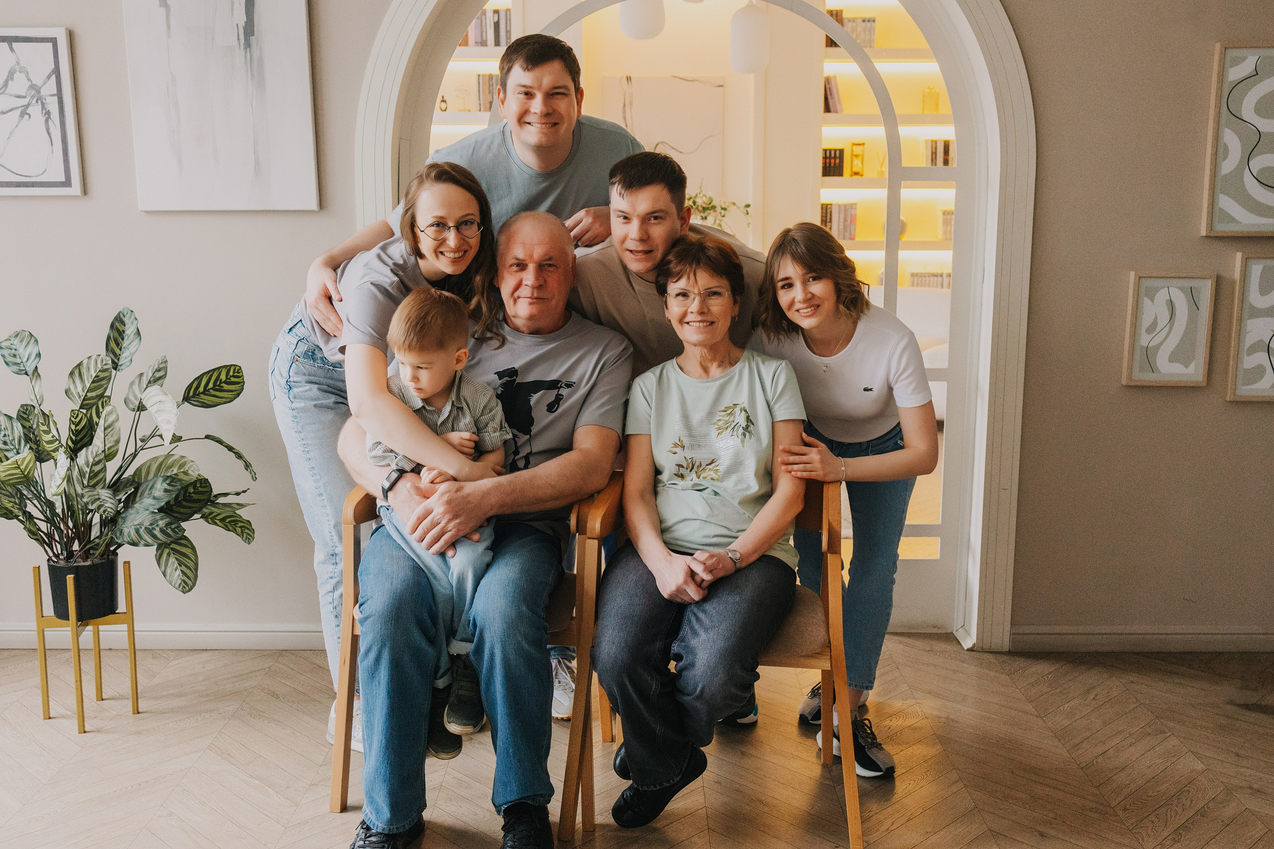 Большая семья. Домашняя фотосессия