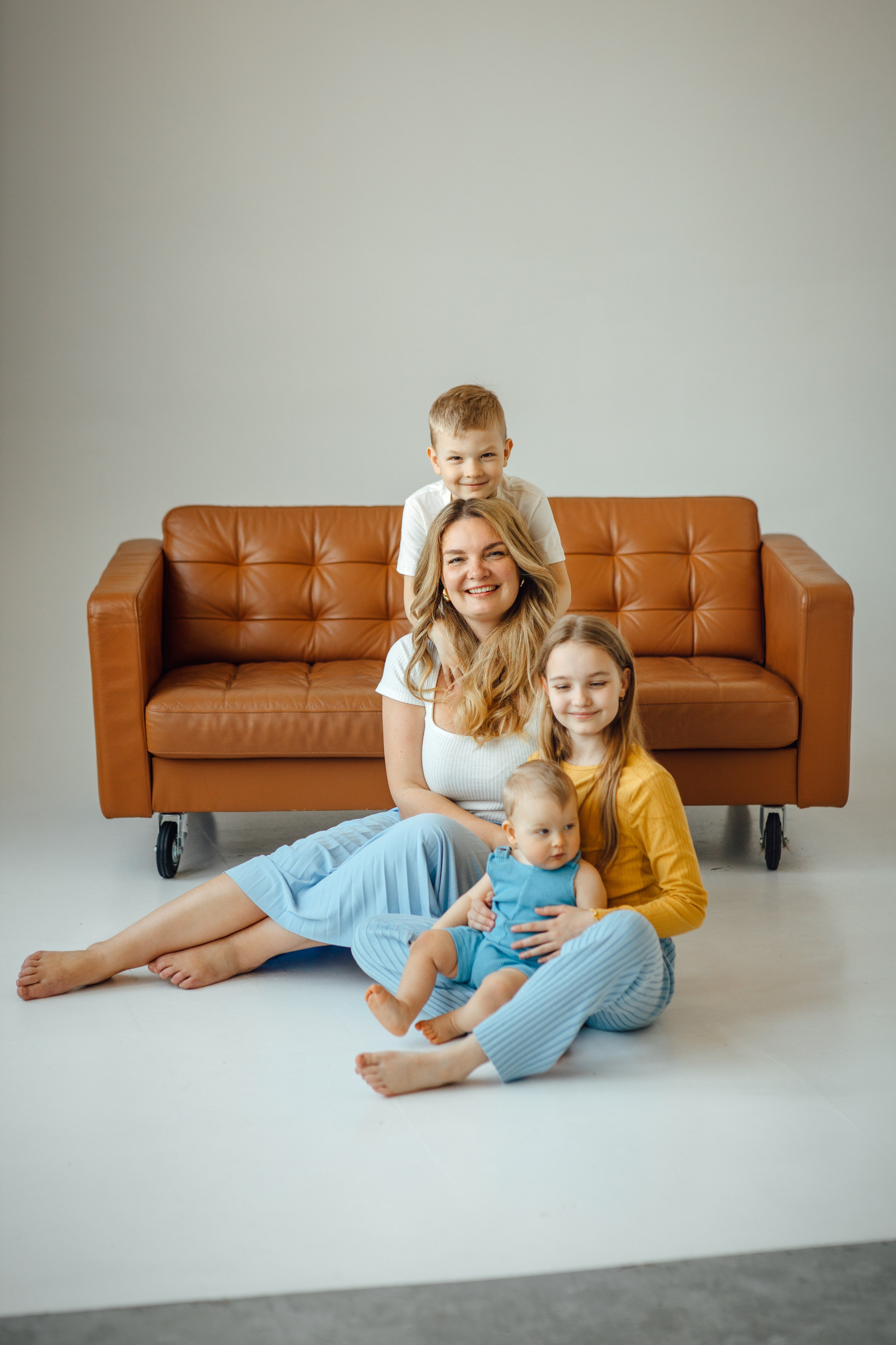 Семейная, апрель 24