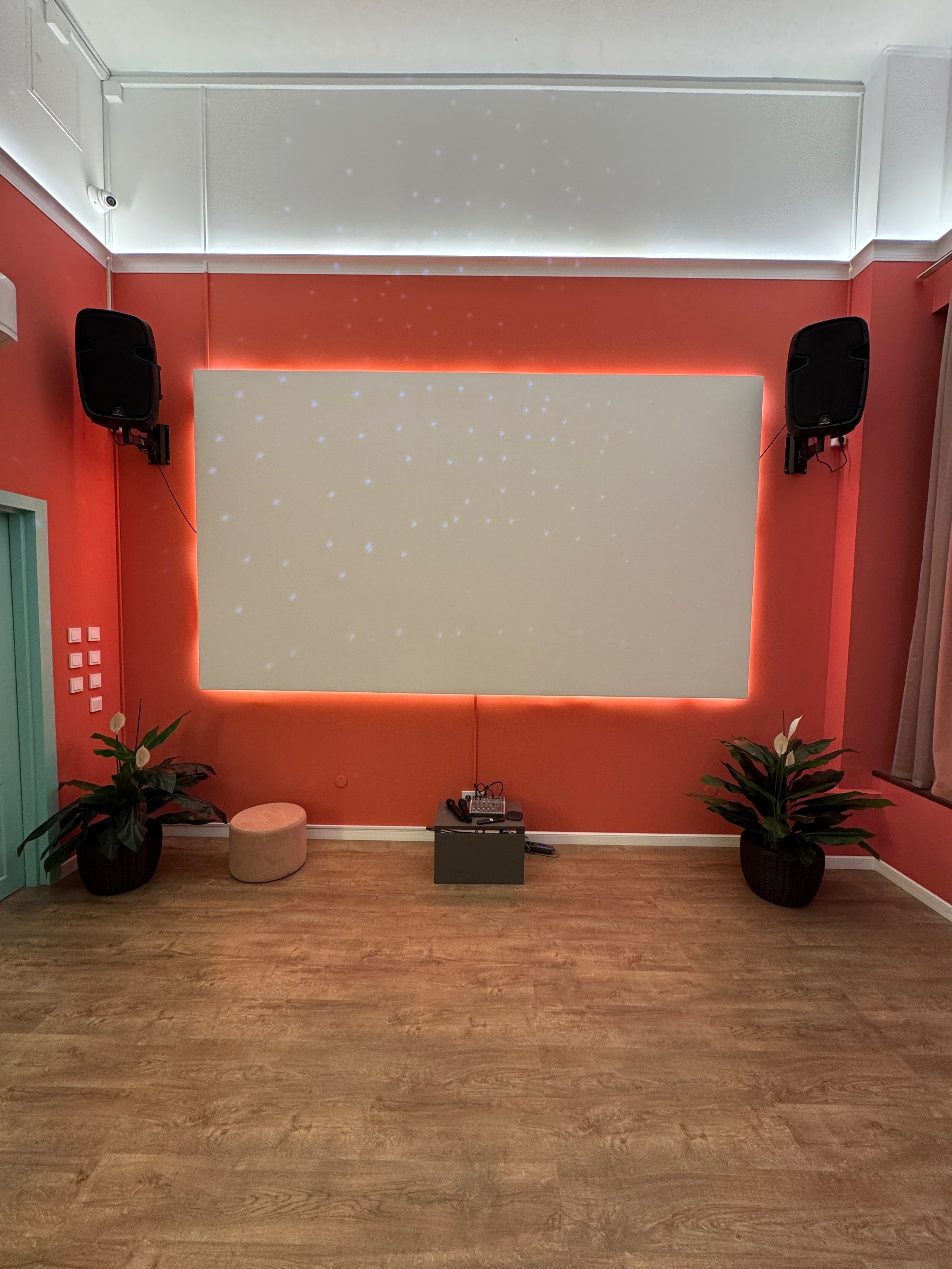 Лабубу. Аренда лофта в СПб для мероприятий