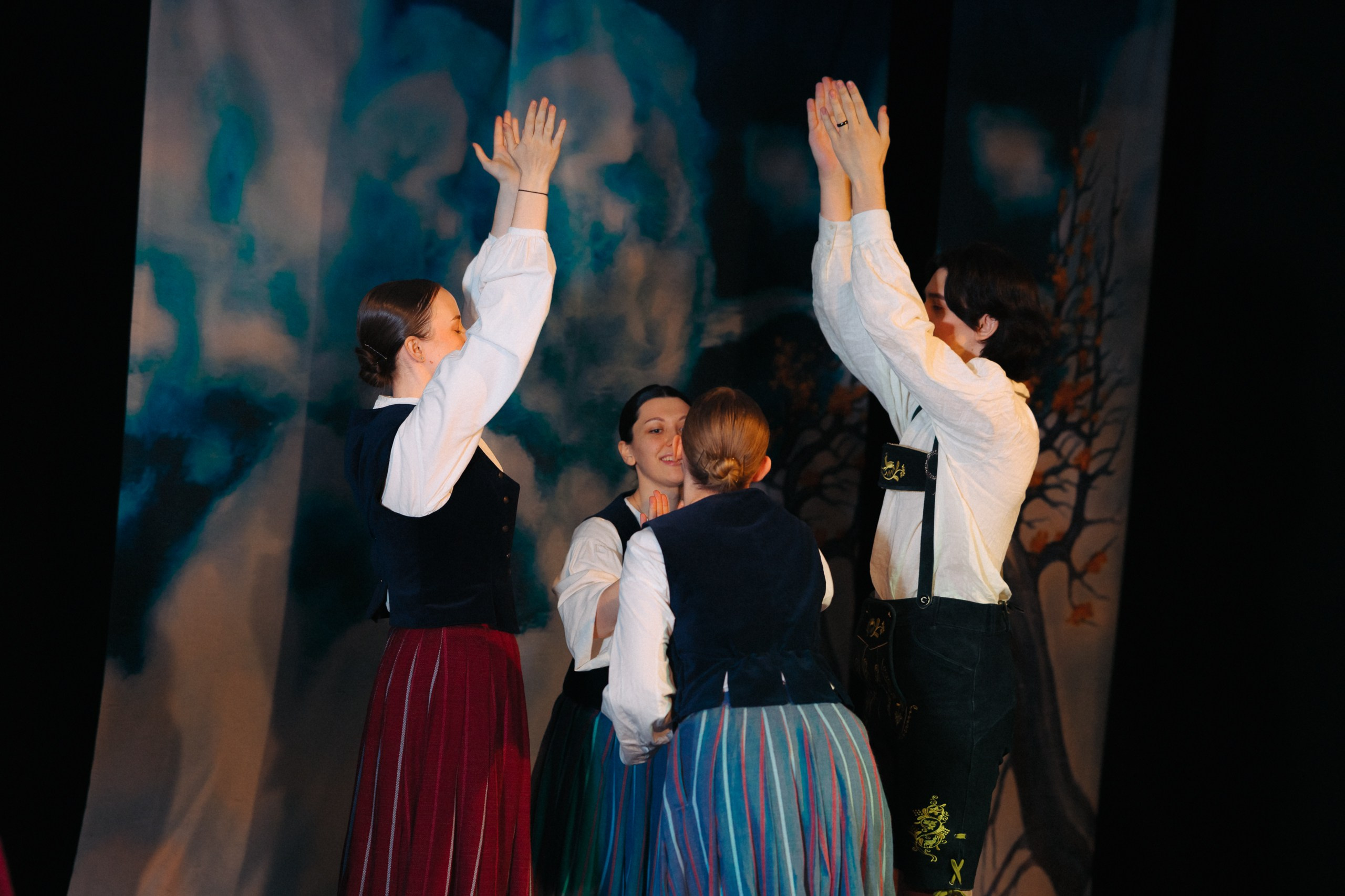 Международный Союз Немецкой культуры. Komonev