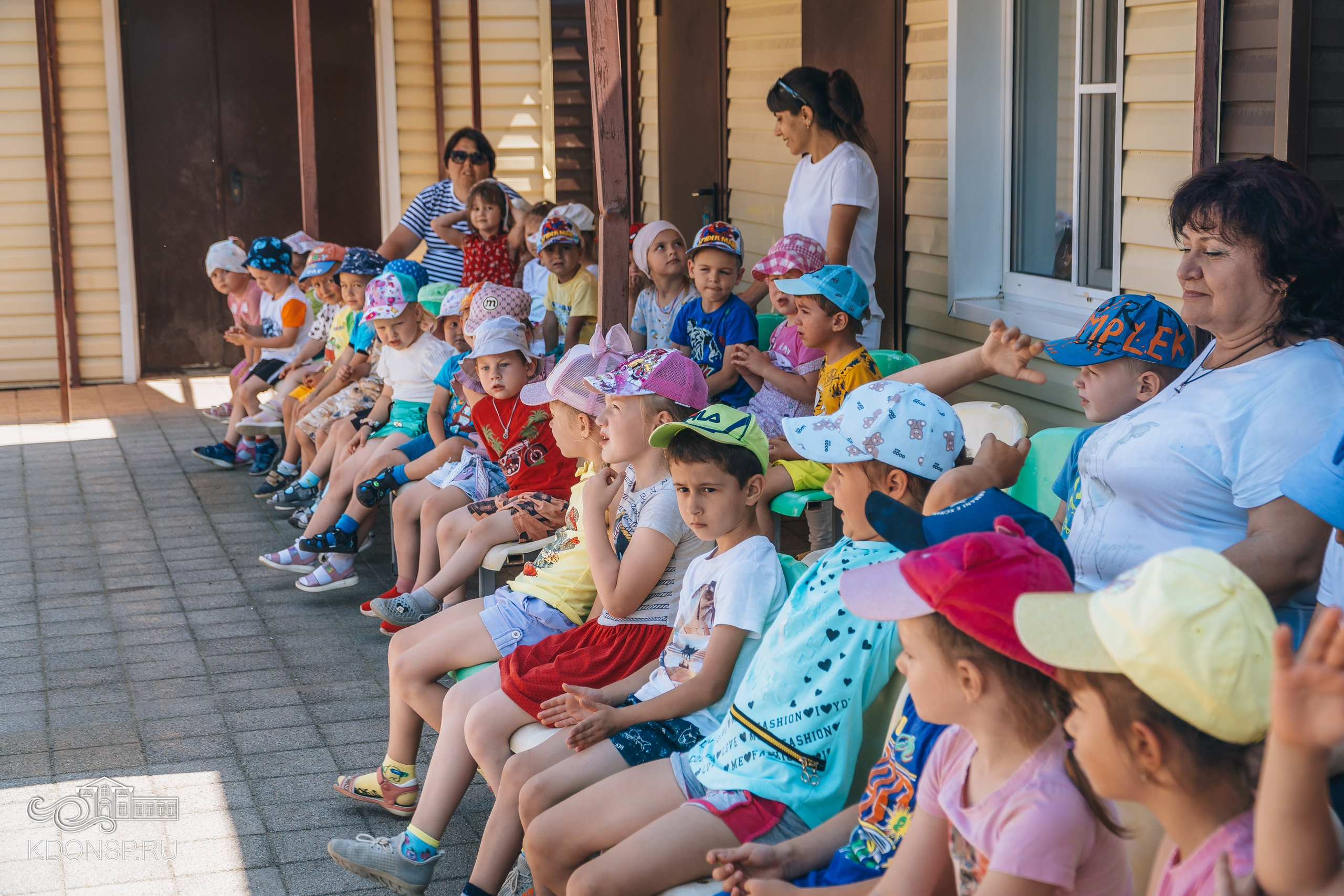 «У нас Родина одна». Новотитаровский Дом культуры