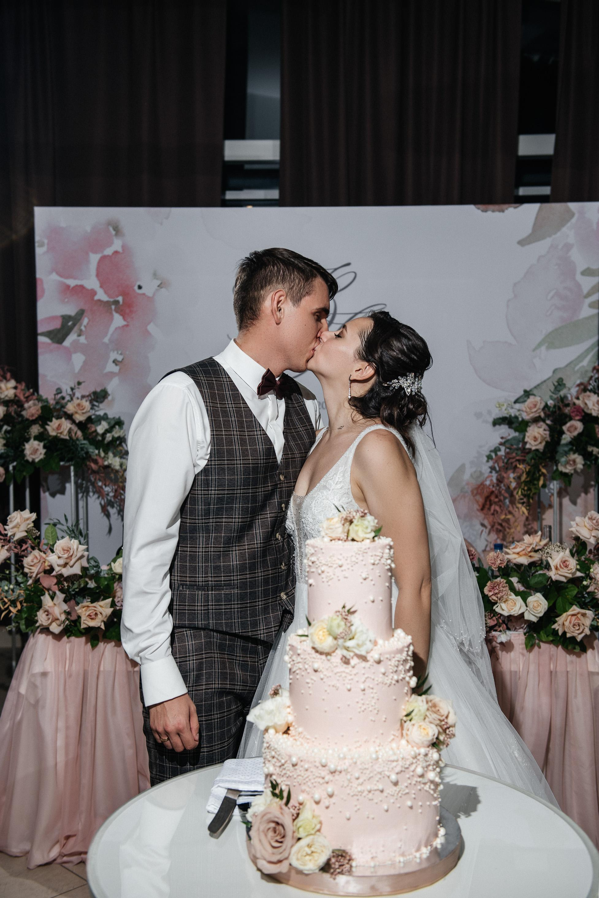 Юля и Влад. Свадебный и семейный фотограф в Новосибирске Наталья Зорина