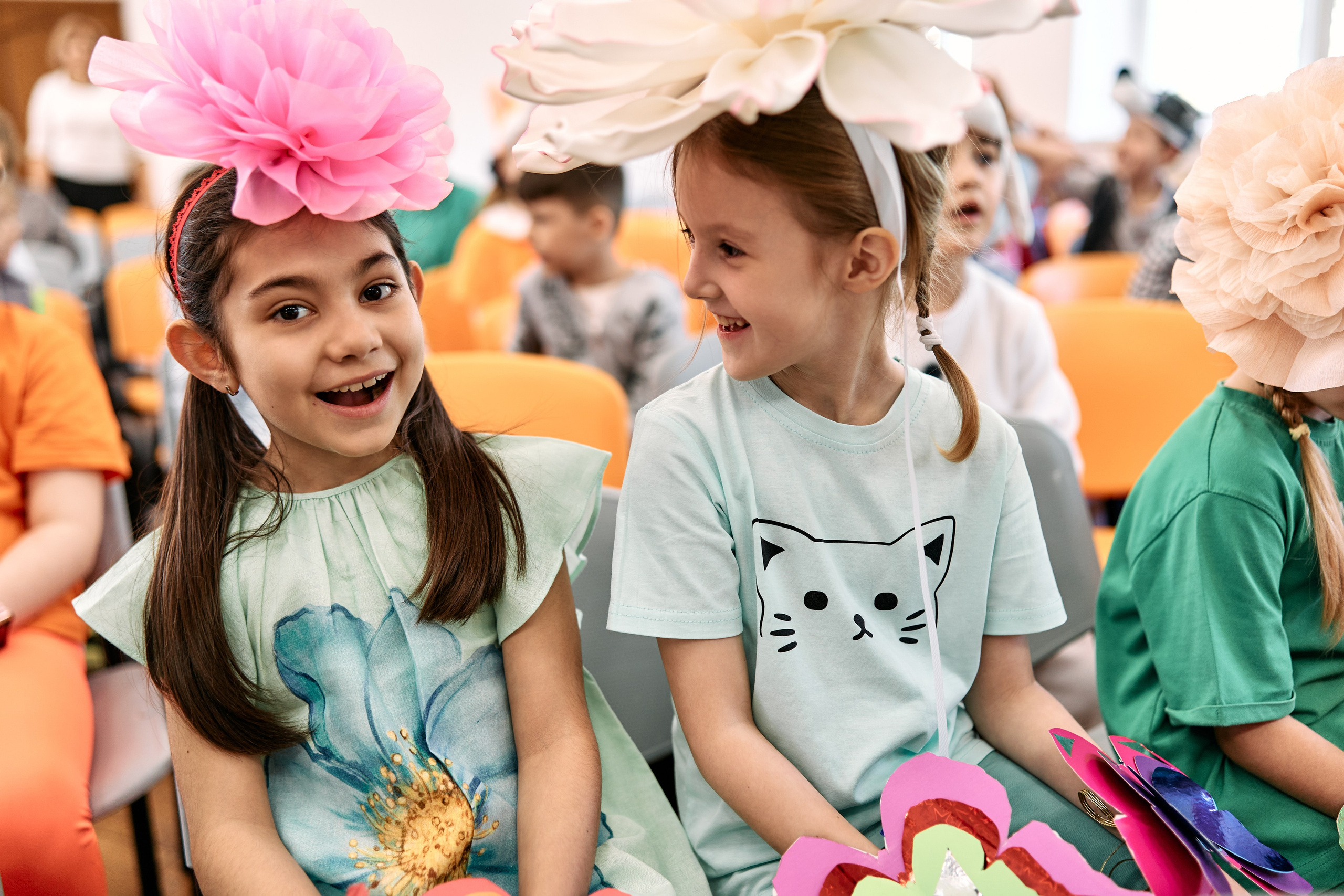 Репортажная съёмка школьных мероприятий в актовом зале