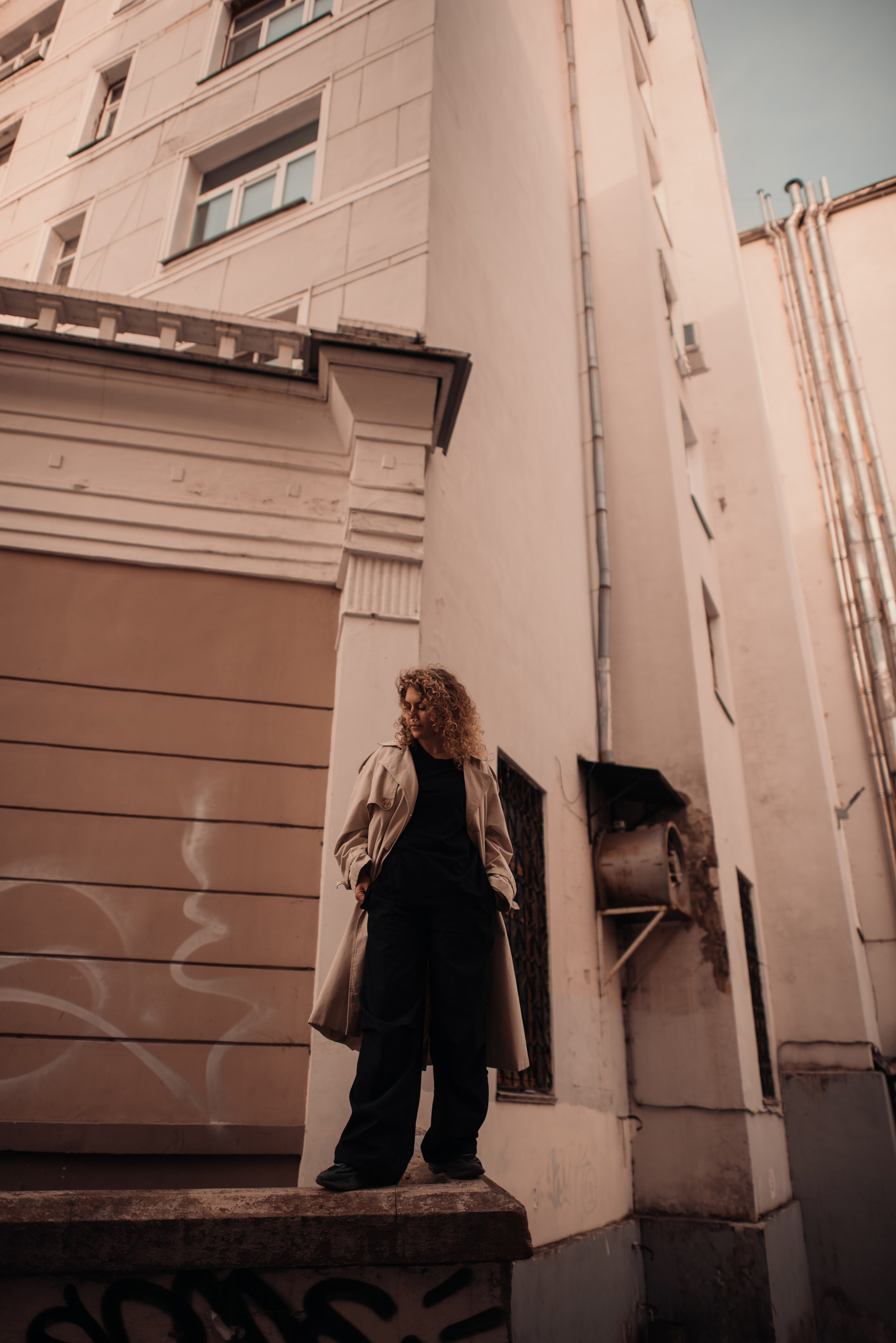 Рассвет в городе: Ира и парсон Гром. Портфолио