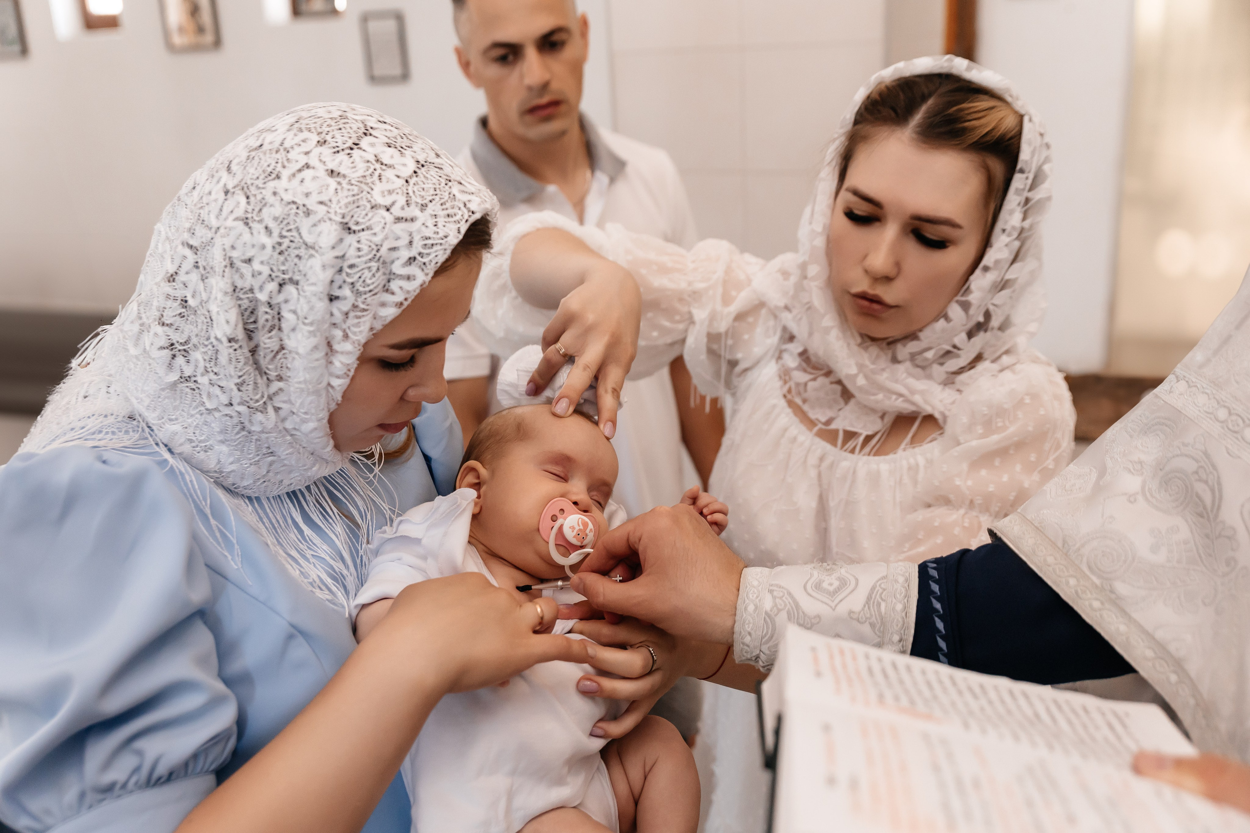 Крещение Ксении. Семейный фотограф Минск Усова Ольга