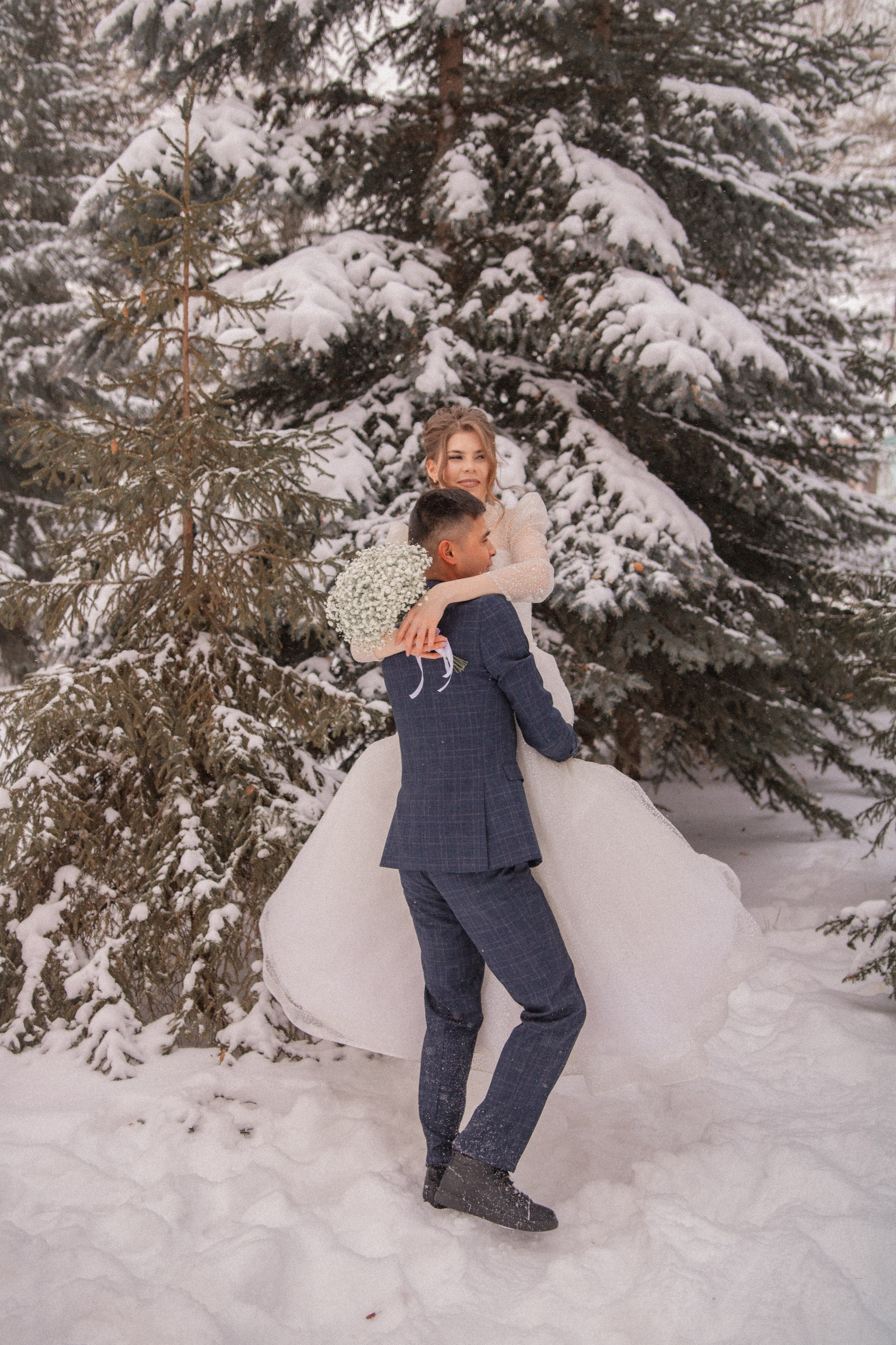 Лиана и Джавохир