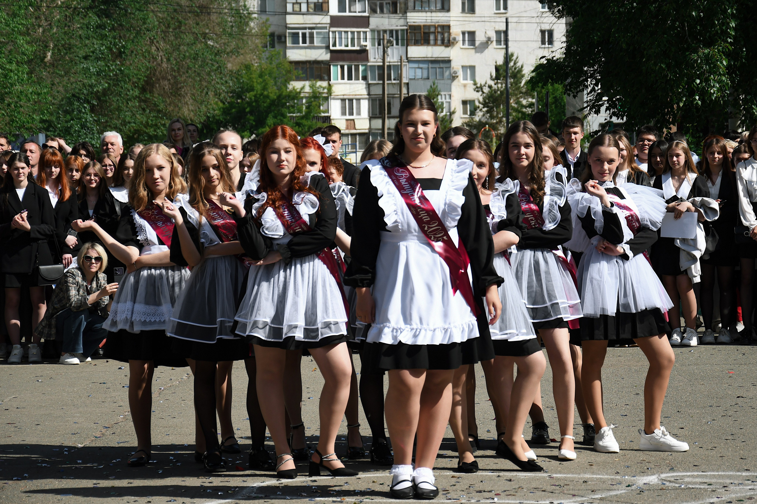 Линейка Гимназия Nº3. Фотограф Оренбург I Кристина Подольская